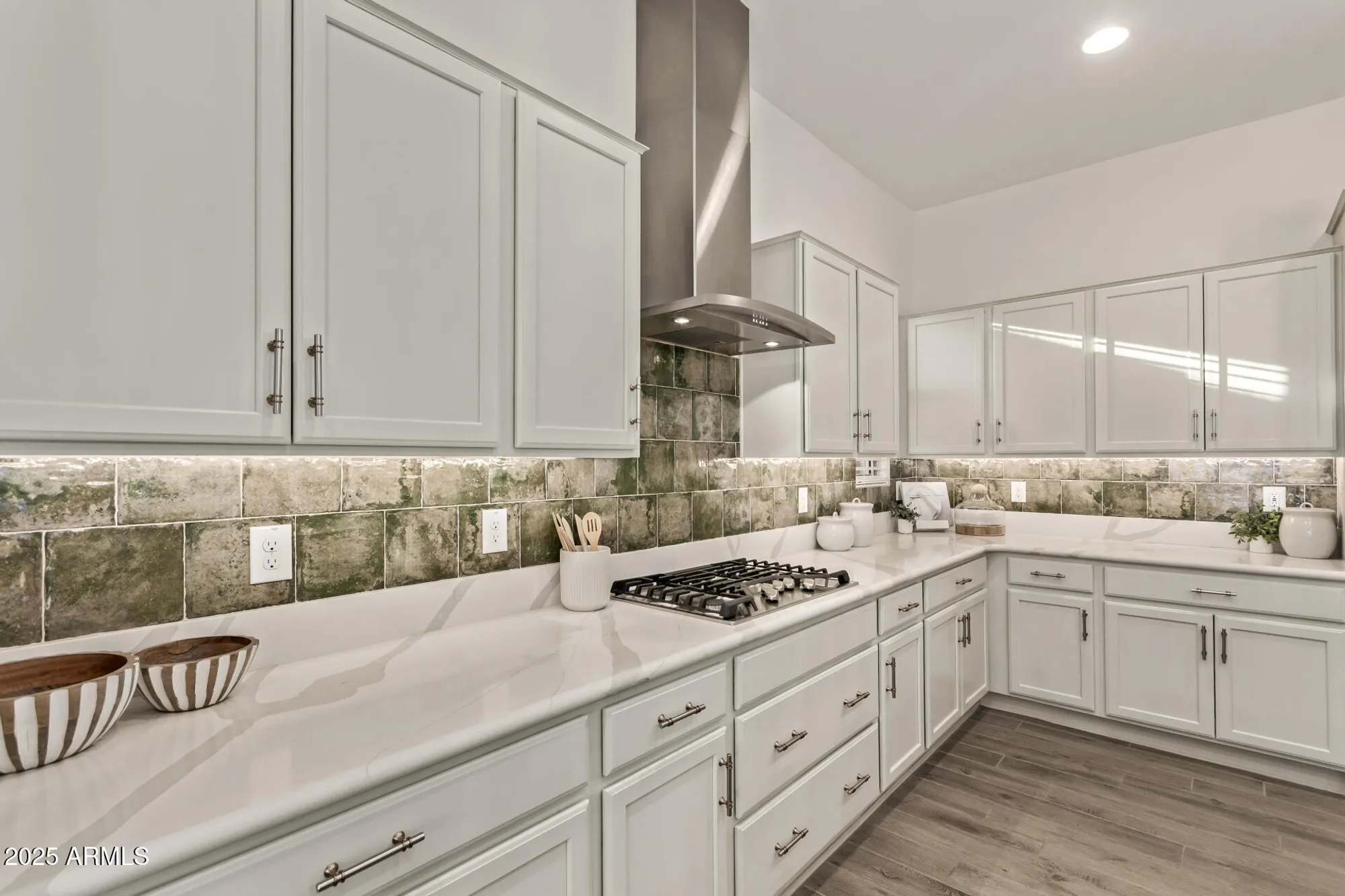 Property Slideshow image 13 of 57 | 18119 w silverwood dr, Goodyear, AZ, 85338