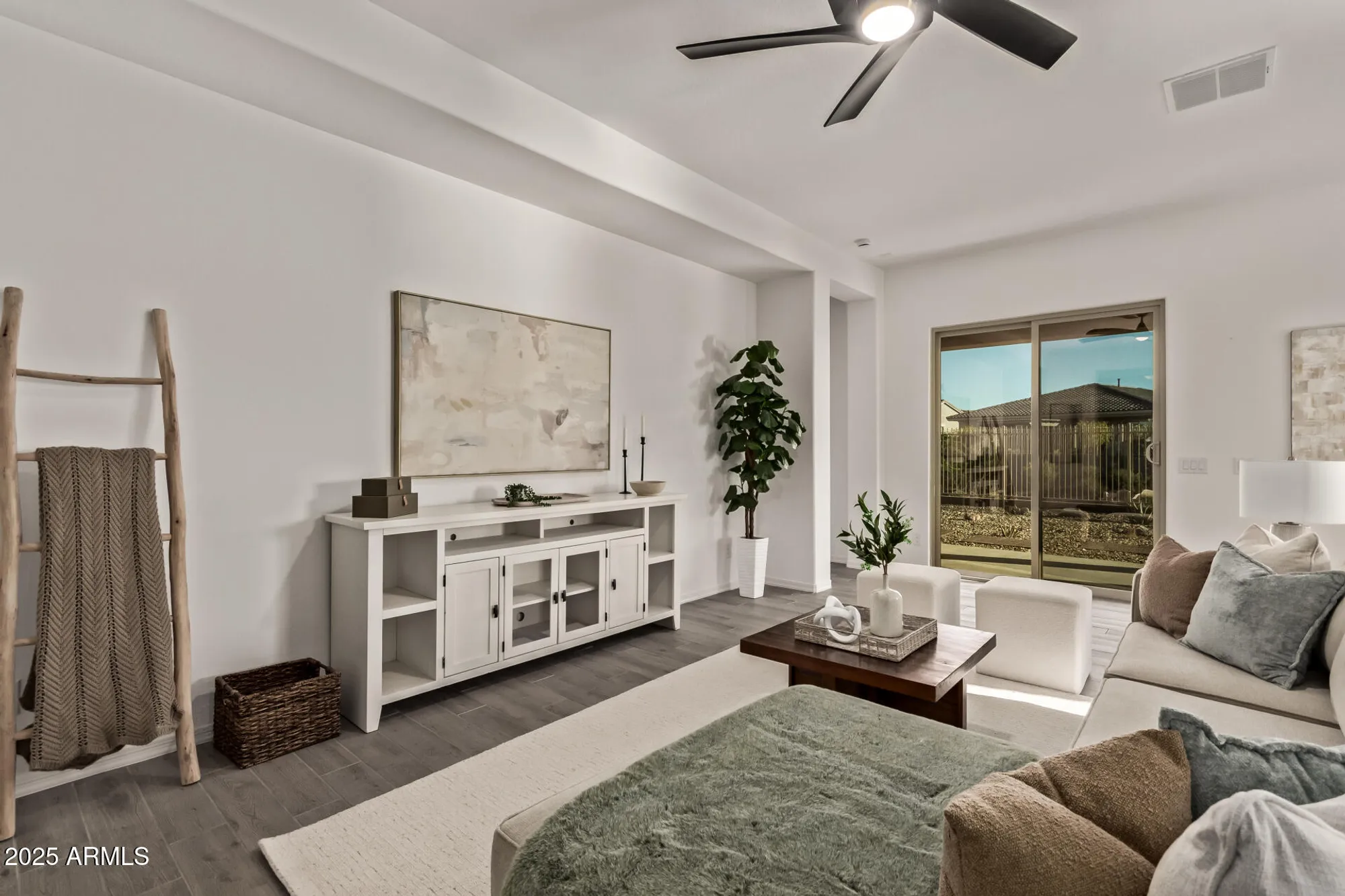 Property Slideshow image 6 of 57 | 18119 w silverwood dr, Goodyear, AZ, 85338