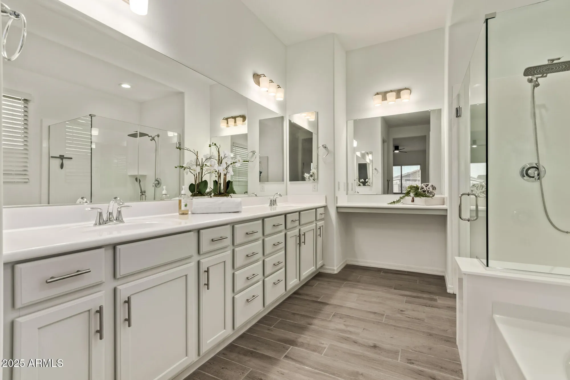 Property Slideshow image 20 of 57 | 18119 w silverwood dr, Goodyear, AZ, 85338