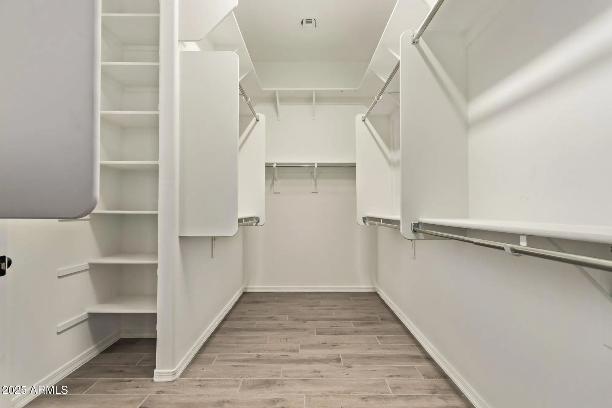 Property Slideshow image 22 of 57 | 18119 w silverwood dr, Goodyear, AZ, 85338