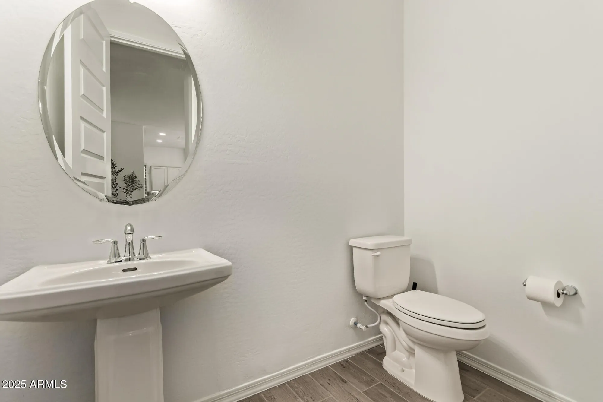 Property Slideshow image 16 of 57 | 18119 w silverwood dr, Goodyear, AZ, 85338