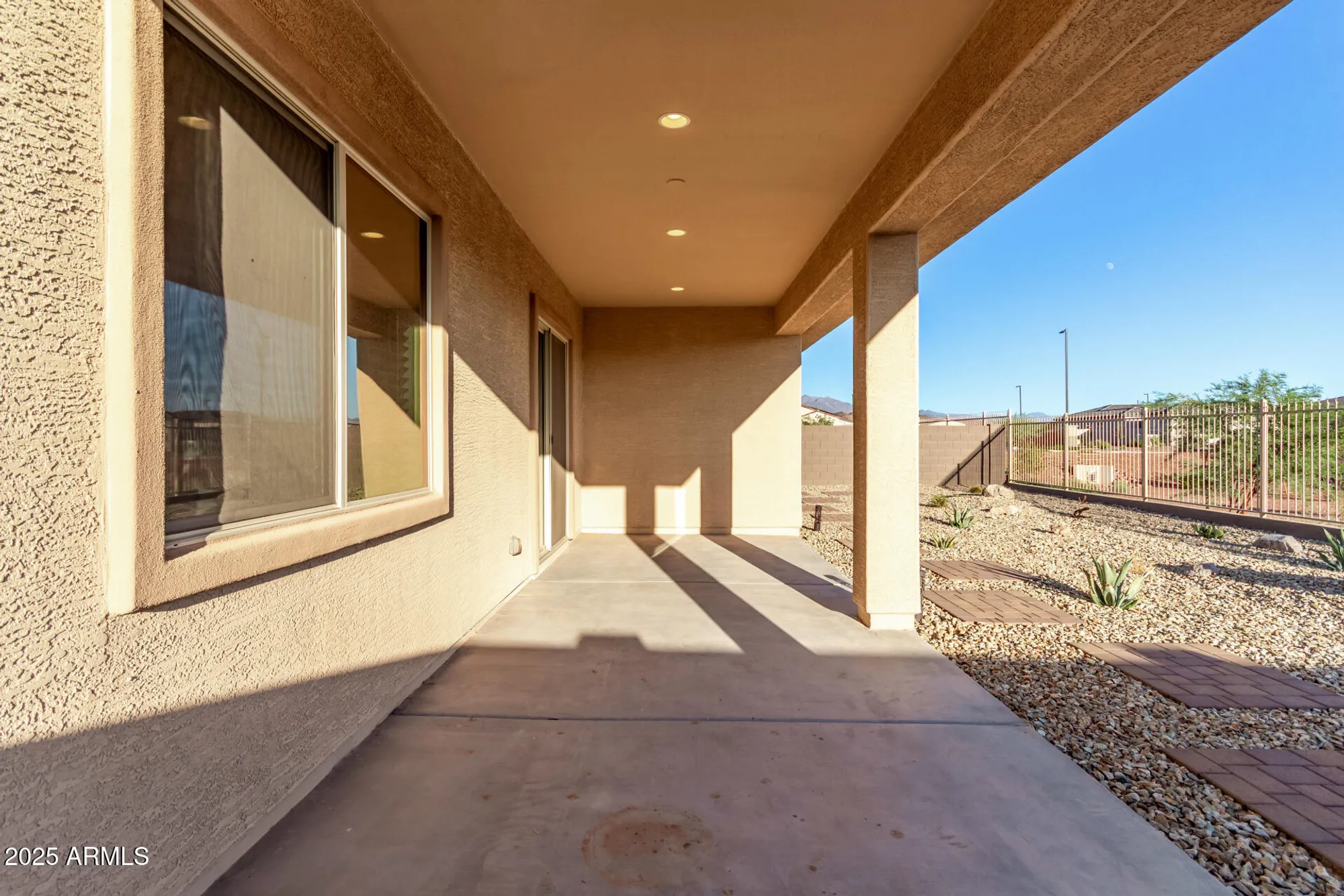 Property Slideshow image 36 of 57 | 18119 w silverwood dr, Goodyear, AZ, 85338