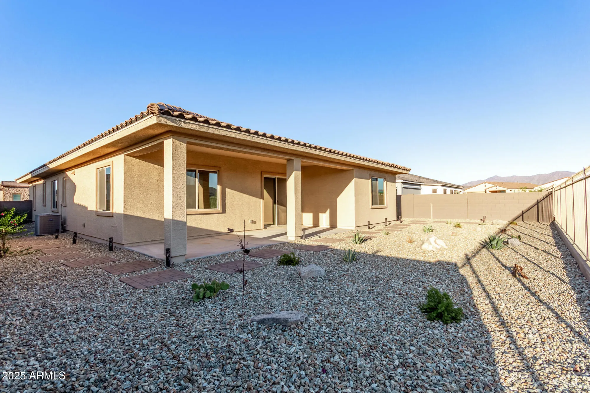 Property Slideshow image 37 of 57 | 18119 w silverwood dr, Goodyear, AZ, 85338