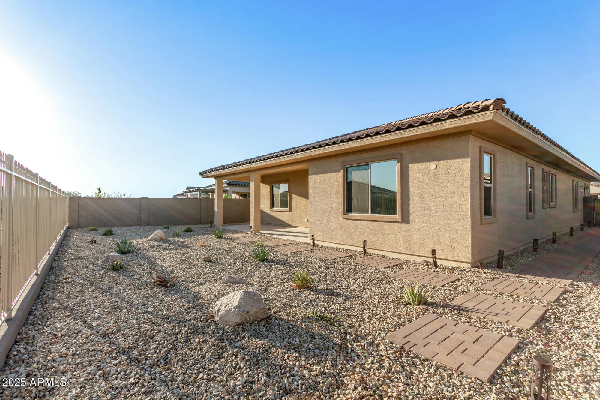 Property Slideshow image 38 of 57 | 18119 w silverwood dr, Goodyear, AZ, 85338