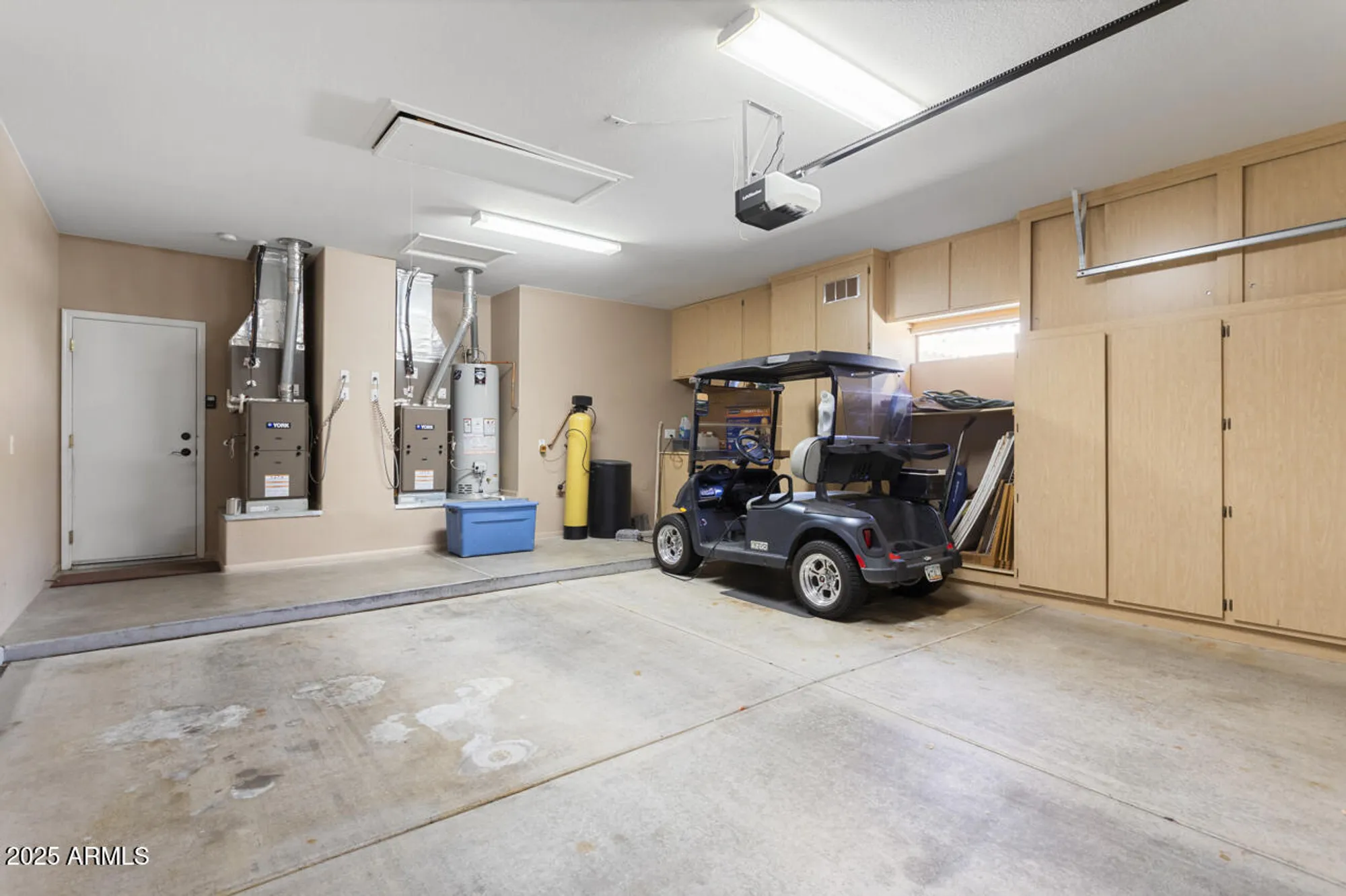 Property Slideshow image 37 of 55 | 18172 n petrified forest dr, Surprise, AZ, 85374