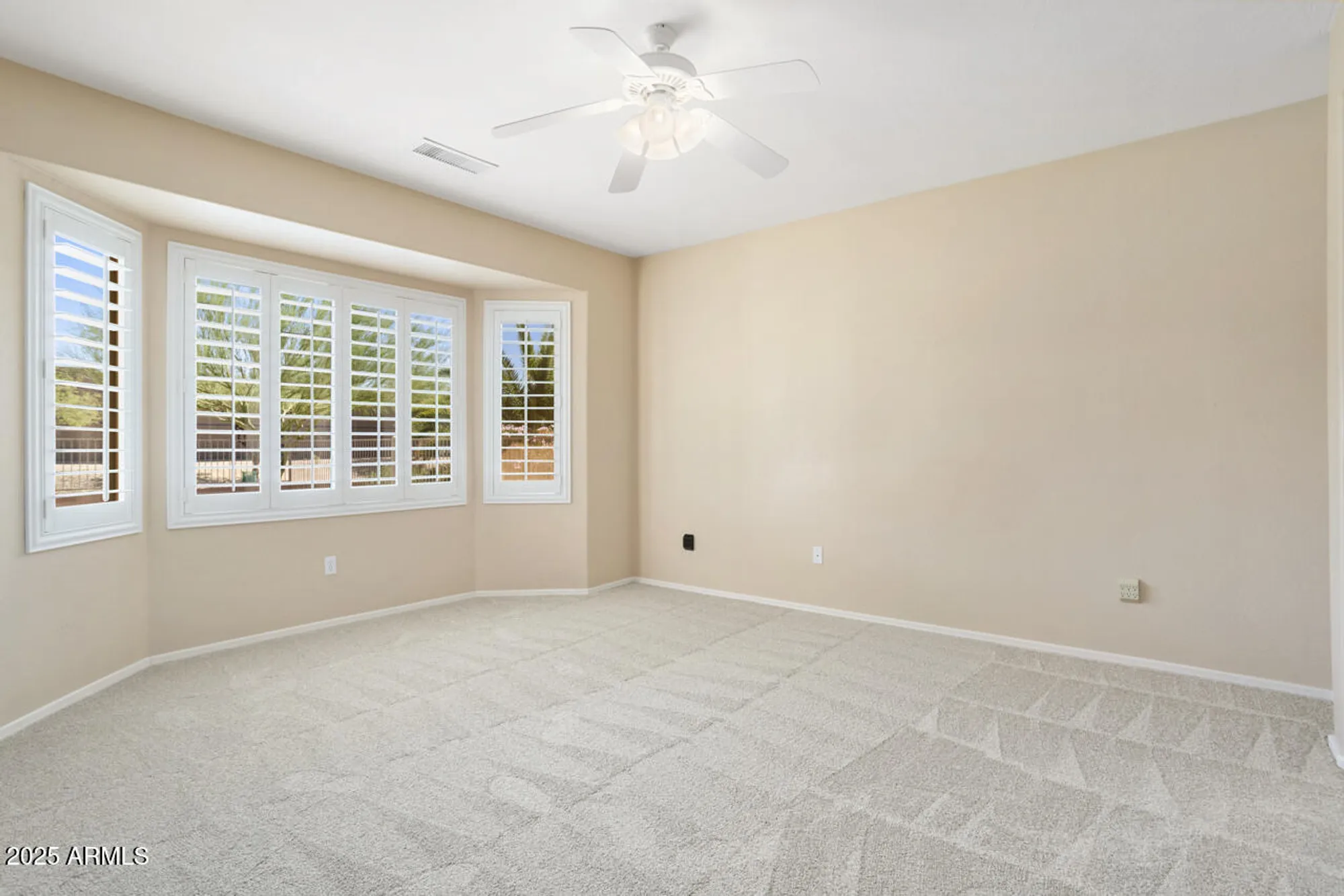 Property Slideshow image 24 of 46 | 19341 n guardian ln, Surprise, AZ, 85387