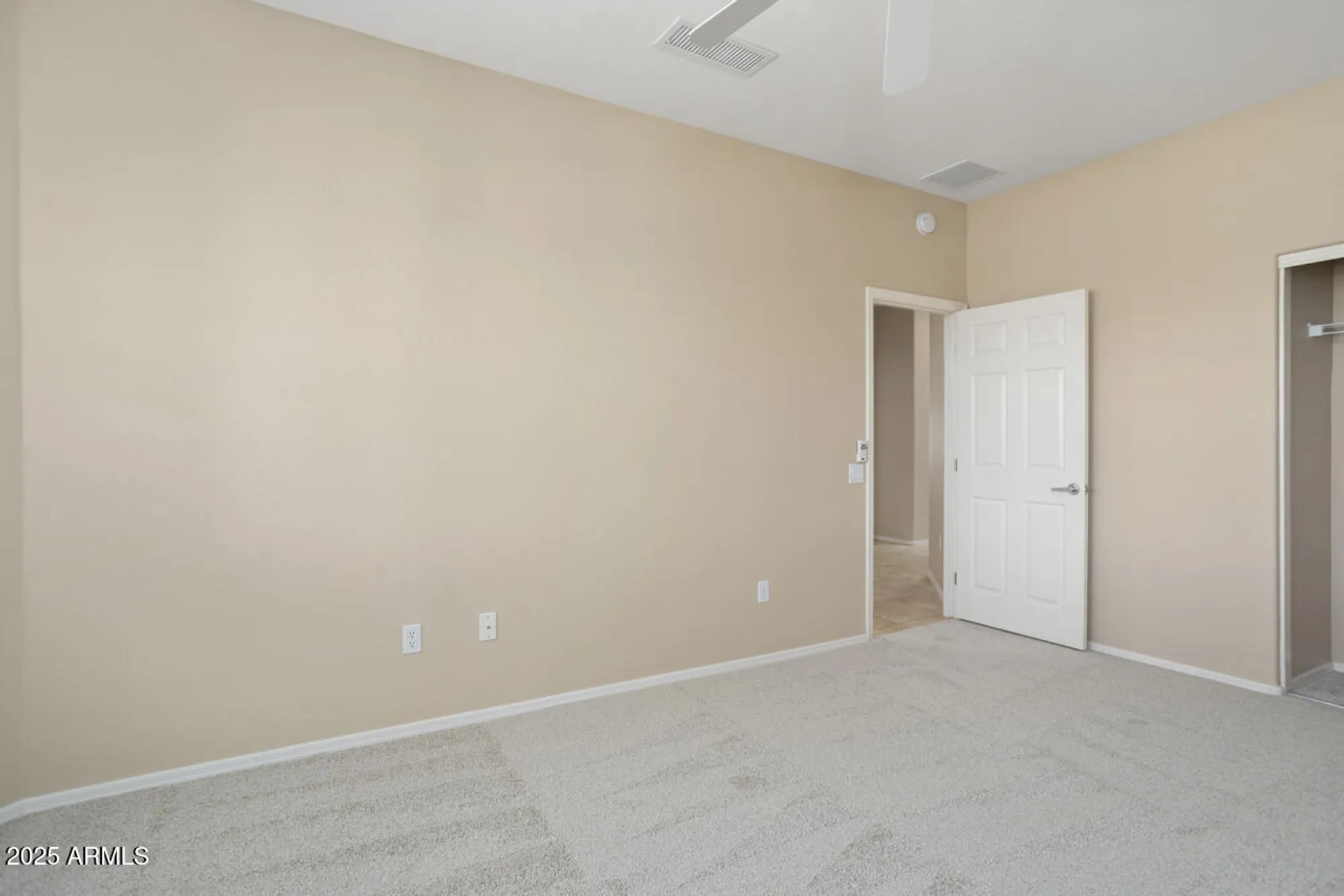 Property Slideshow image 31 of 46 | 19341 n guardian ln, Surprise, AZ, 85387