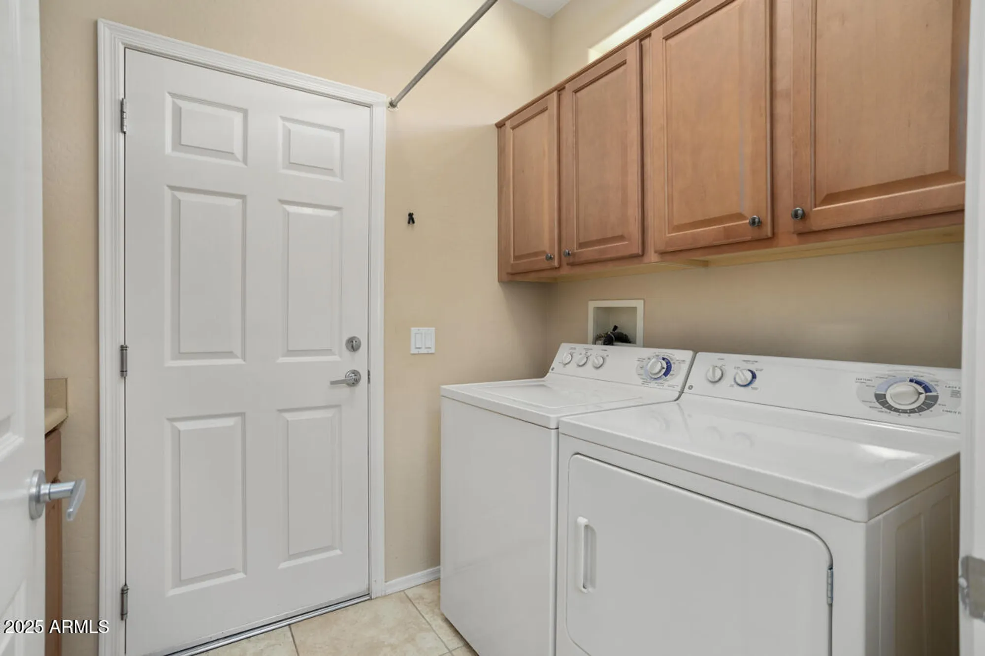 Property Slideshow image 35 of 46 | 19341 n guardian ln, Surprise, AZ, 85387