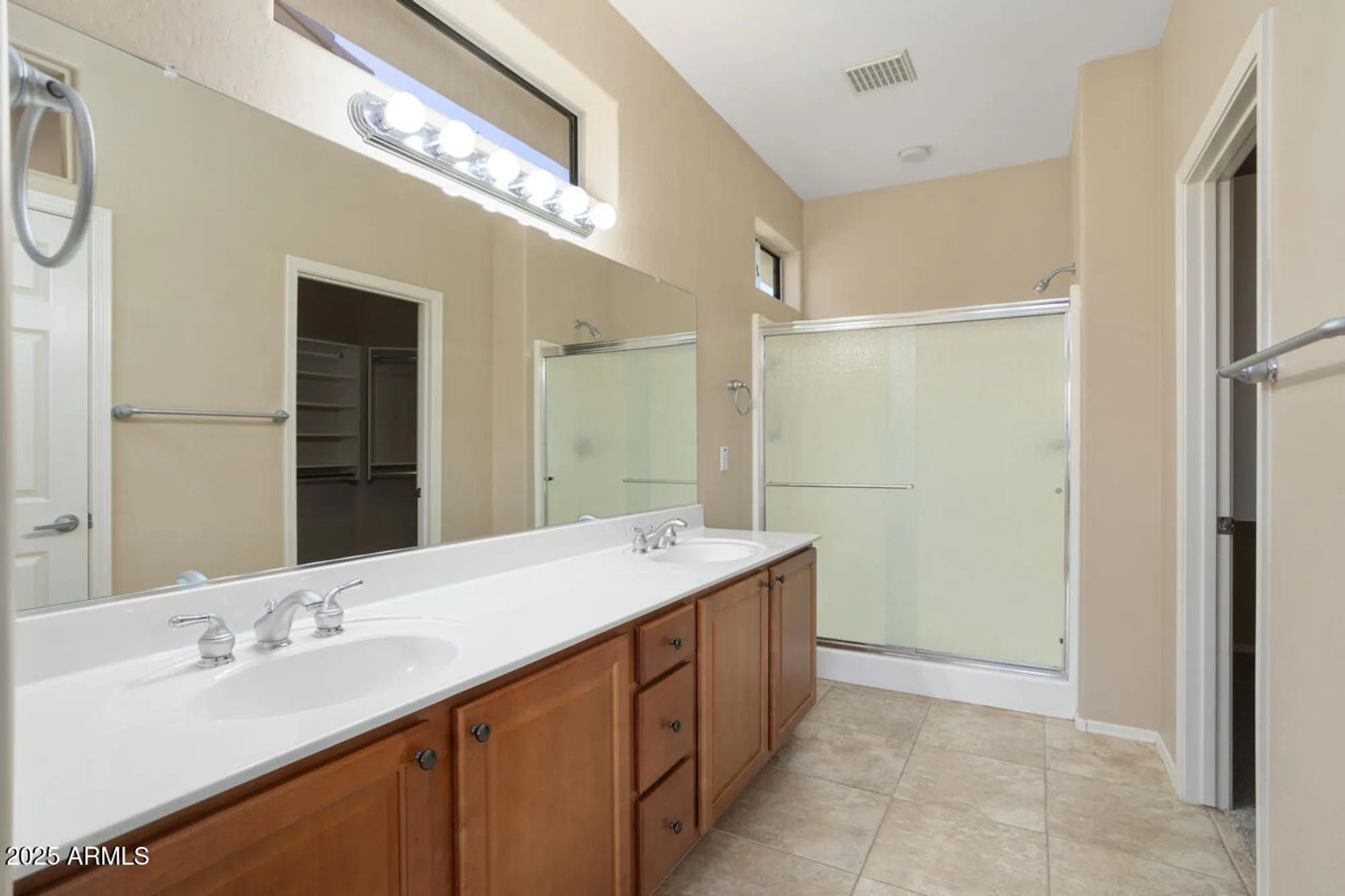 Property Slideshow image 28 of 46 | 19341 n guardian ln, Surprise, AZ, 85387