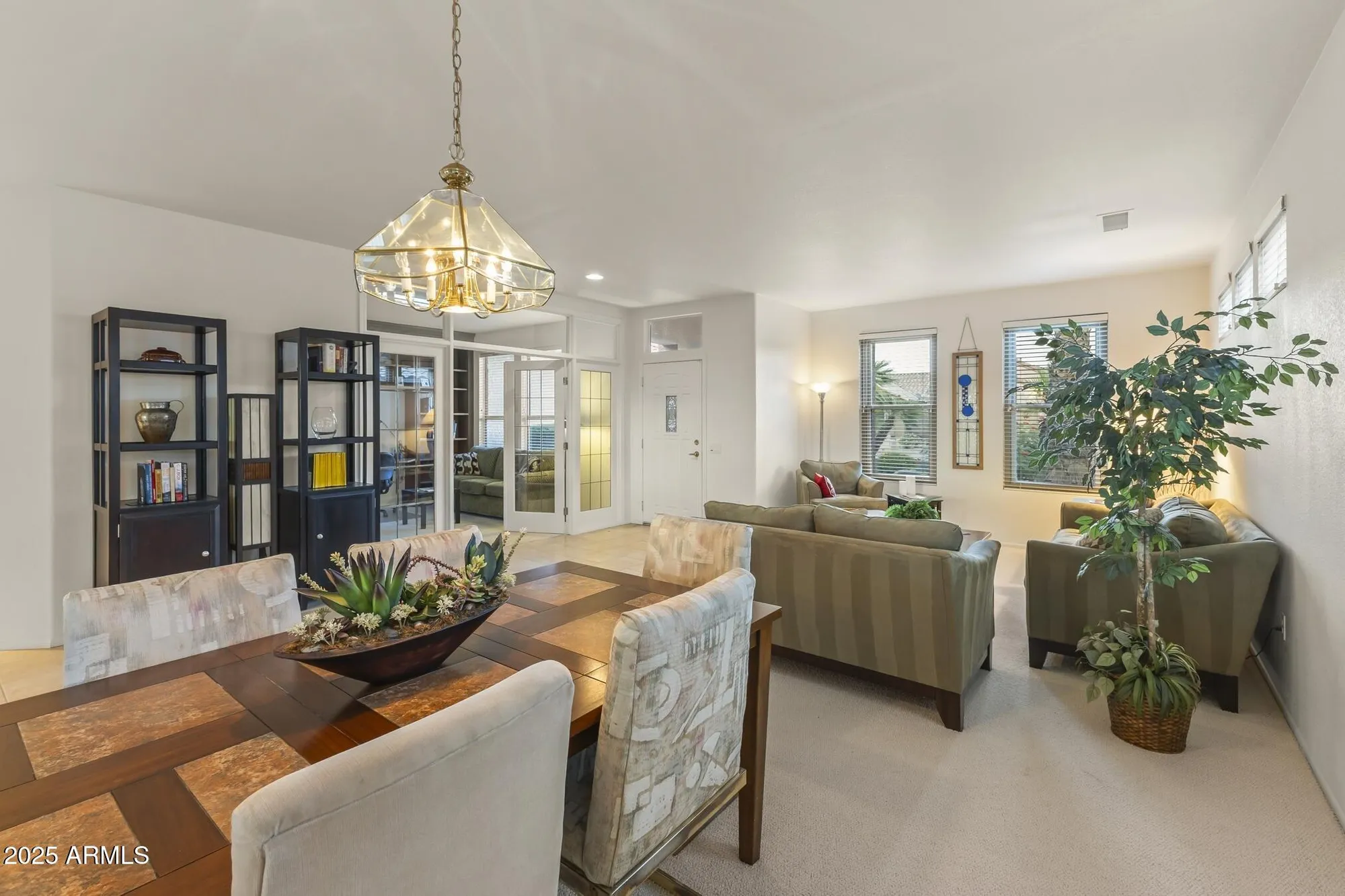 Property Slideshow image 9 of 50 | 18132 n petrified forest dr, Surprise, AZ, 85374