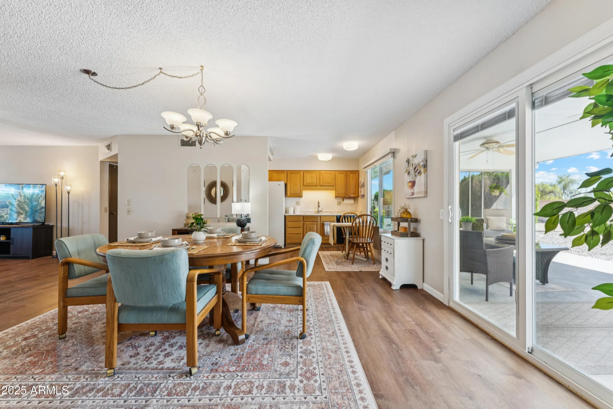 Property Slideshow image 12 of 24 | 9831 w pebble beach dr, Sun City, AZ, 85351