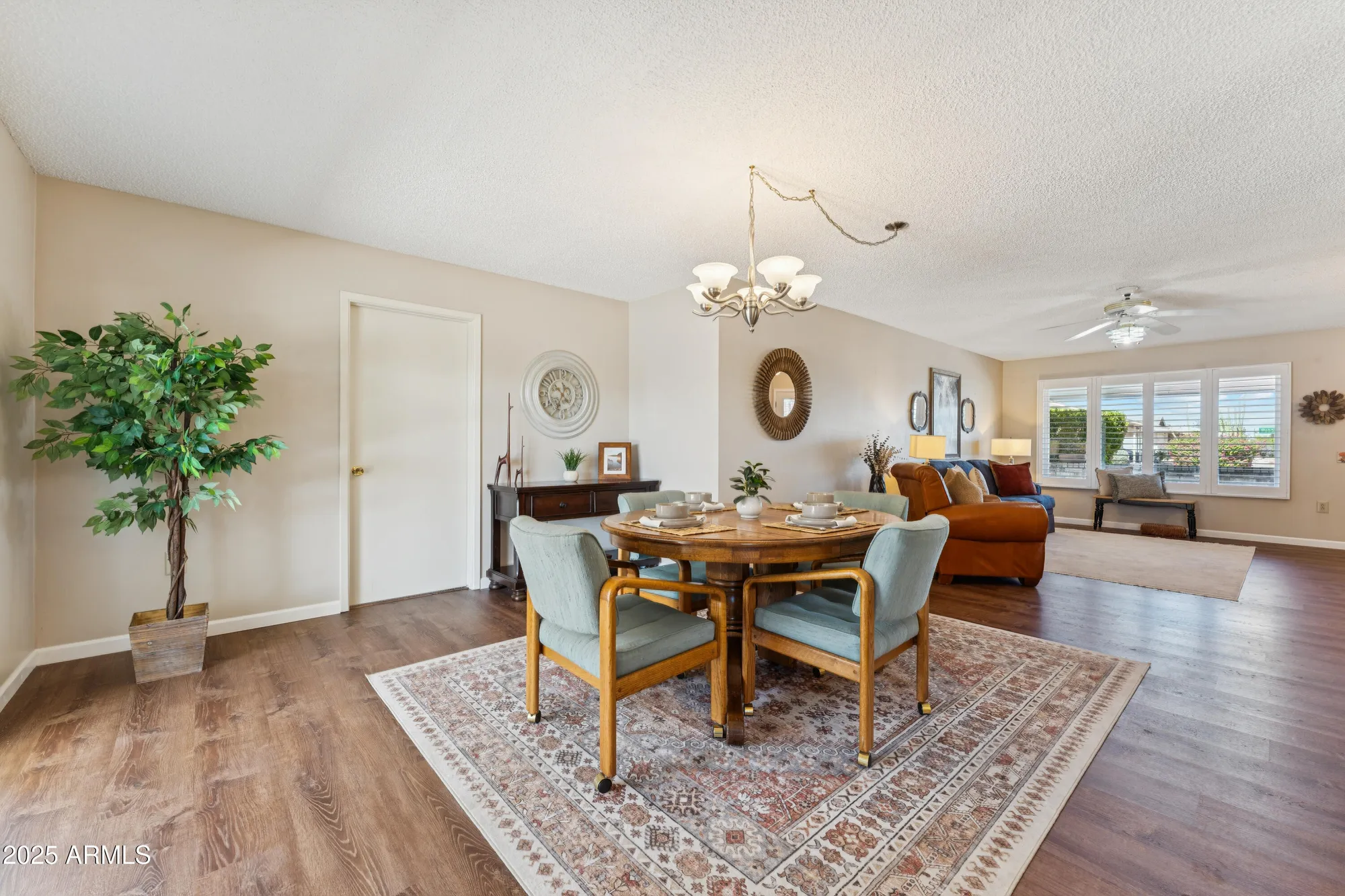 Property Slideshow image 10 of 24 | 9831 w pebble beach dr, Sun City, AZ, 85351