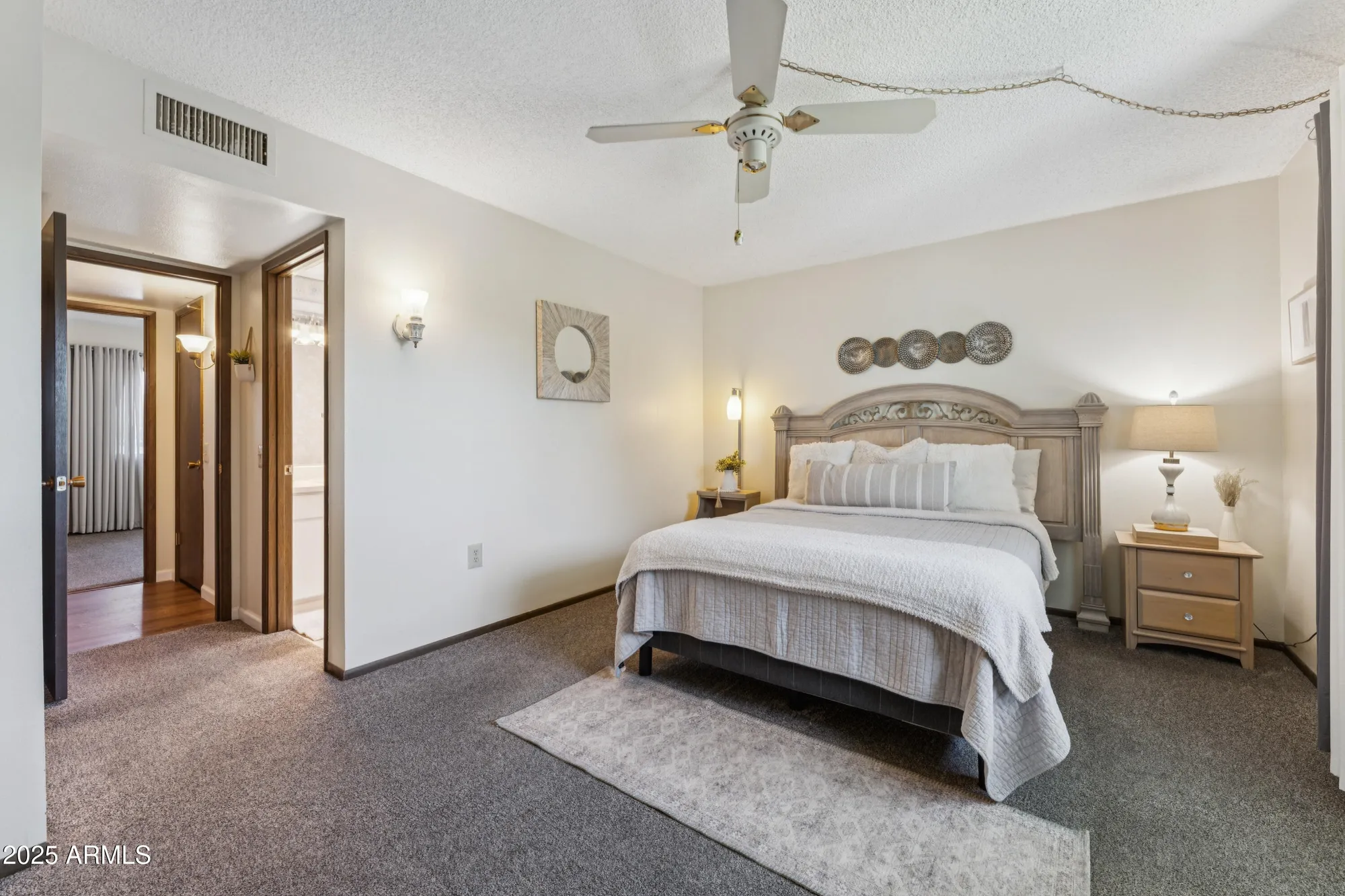 Property Slideshow image 5 of 24 | 9831 w pebble beach dr, Sun City, AZ, 85351