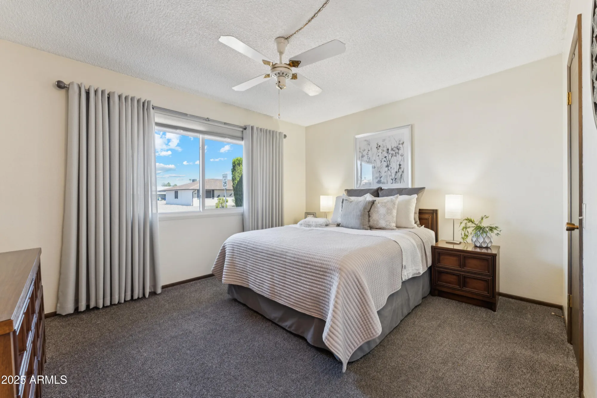 Property Slideshow image 21 of 24 | 9831 w pebble beach dr, Sun City, AZ, 85351