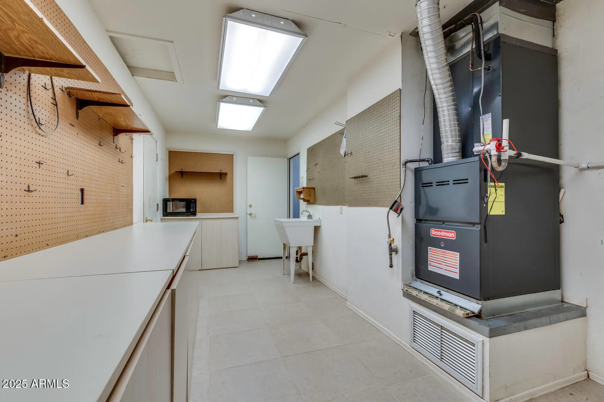 Property Slideshow image 32 of 37 | 14771 w trevino dr, Goodyear, AZ, 85395