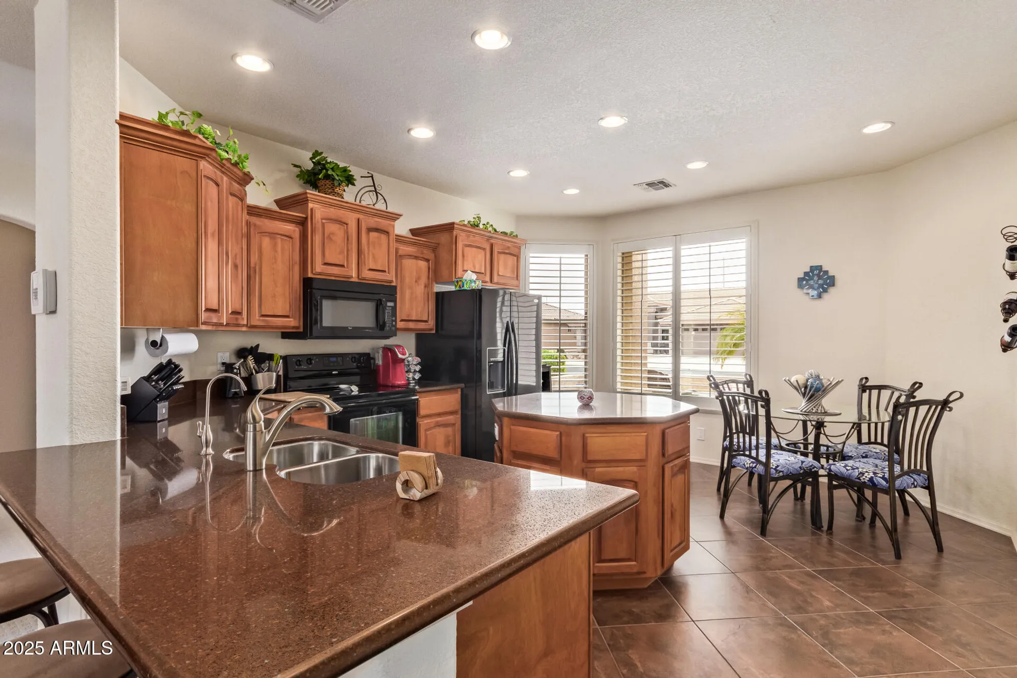 Property Slideshow image 15 of 41 | 10904 e plata ave, Mesa, AZ, 85212