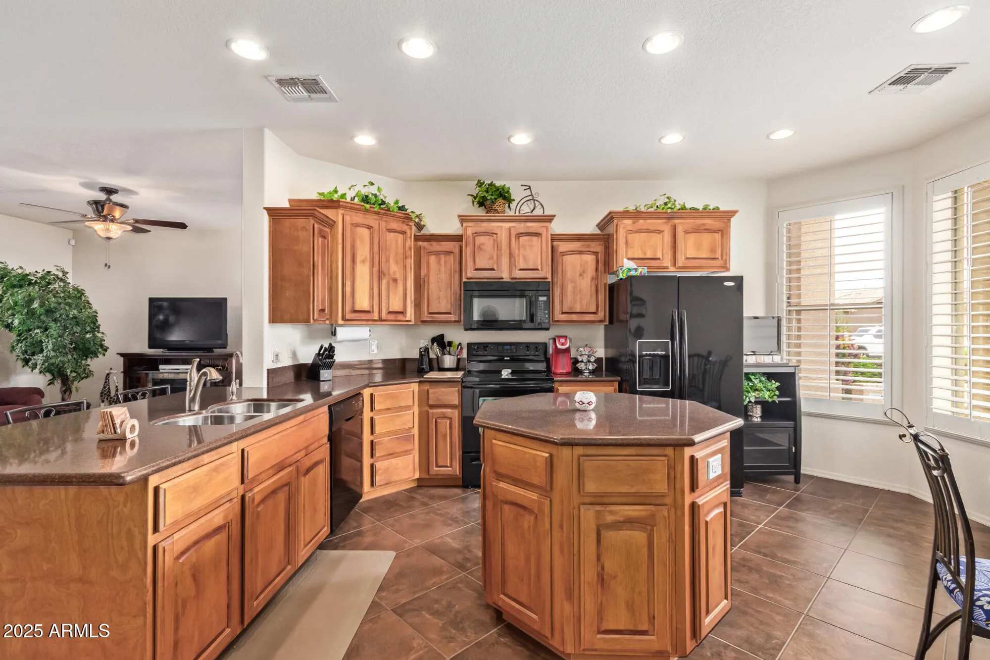 Property Slideshow image 16 of 41 | 10904 e plata ave, Mesa, AZ, 85212