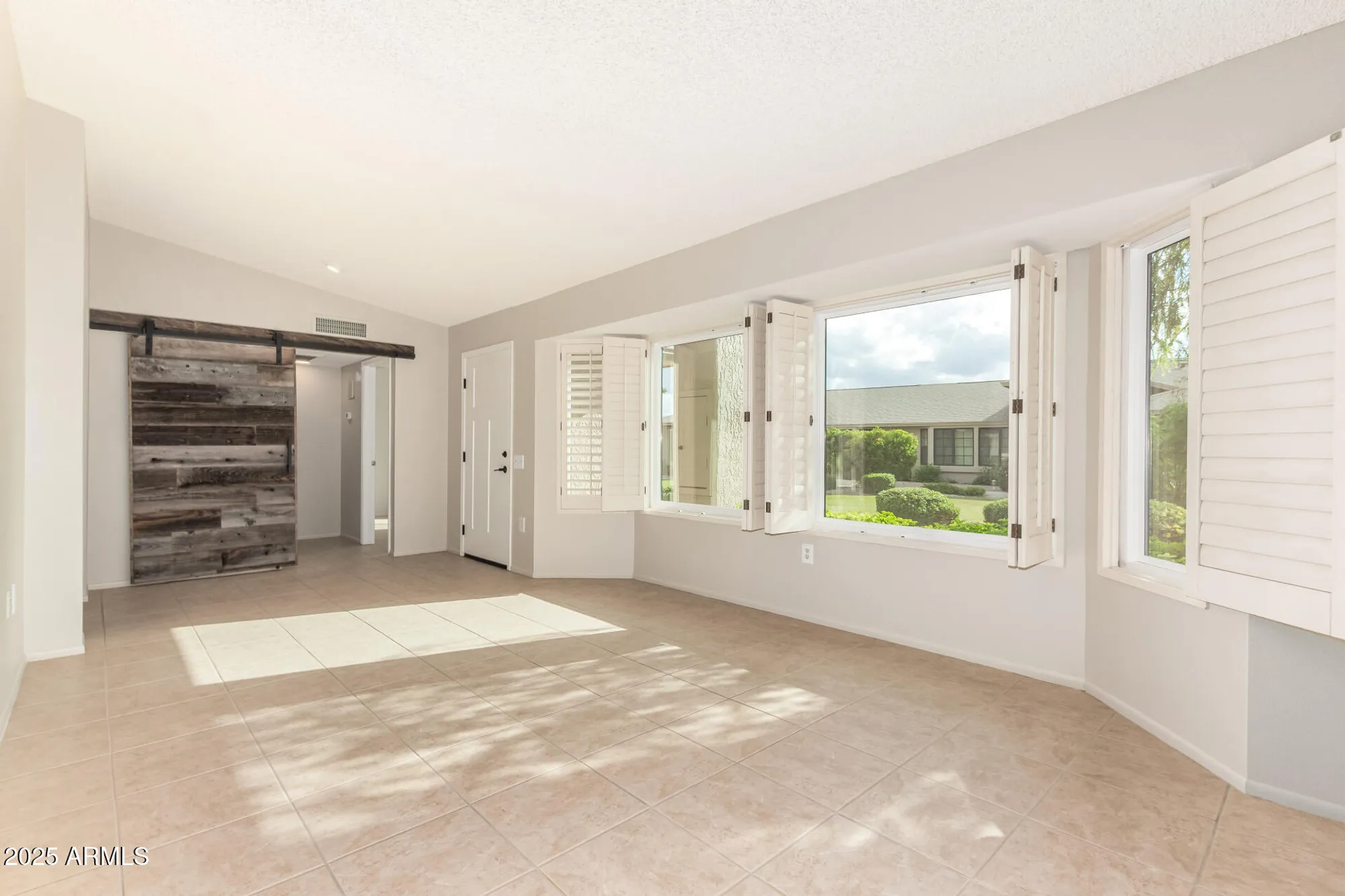 Property Slideshow image 9 of 40 | 20221 n broken arrow dr, Sun City West, AZ, 85375