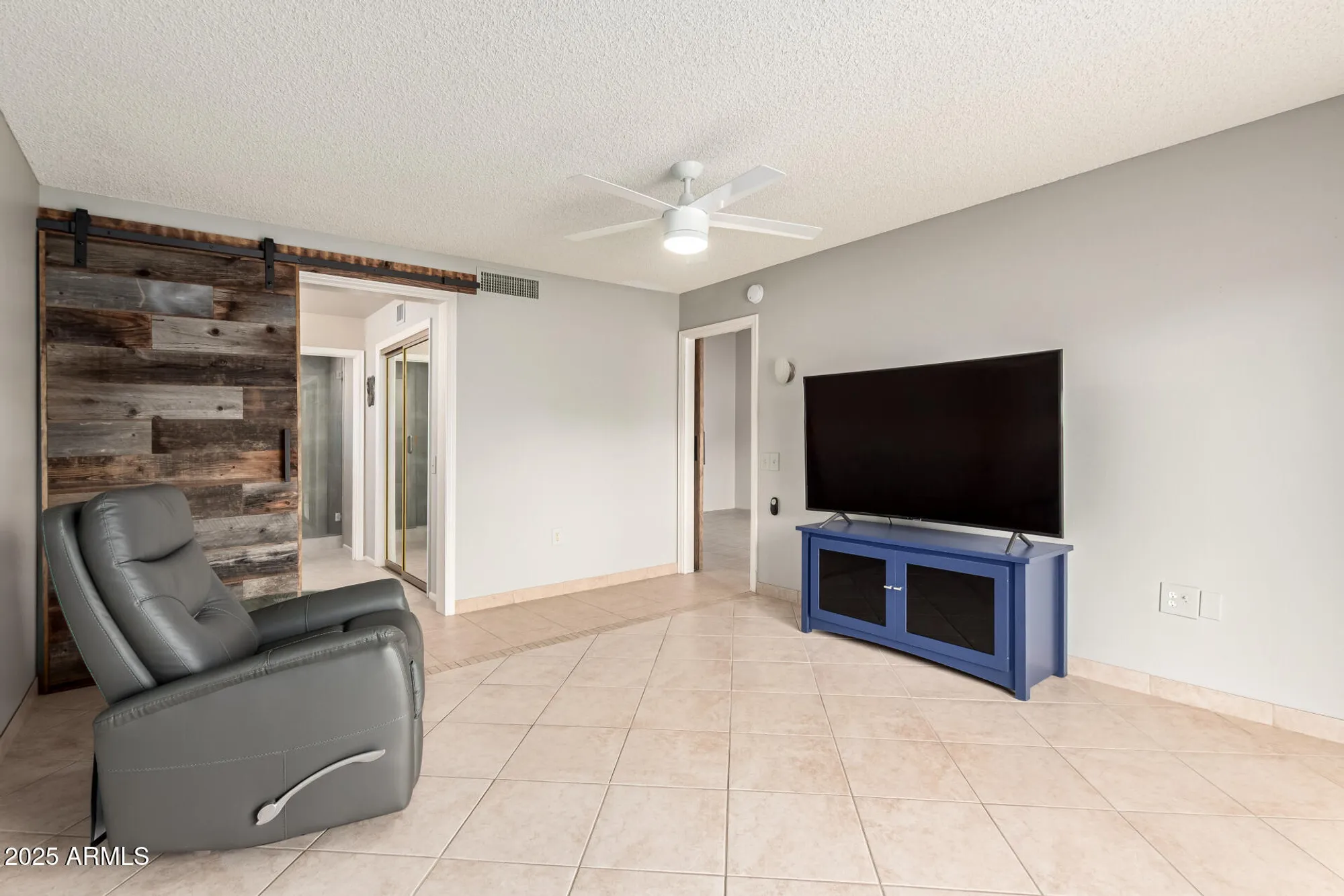 Property Slideshow image 18 of 40 | 20221 n broken arrow dr, Sun City West, AZ, 85375