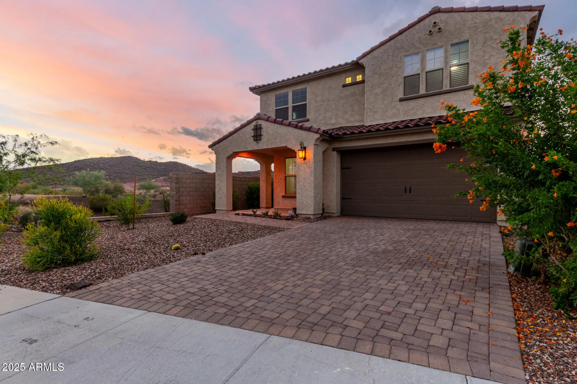 Property Slideshow image 3 of 32 | 28266 n 132nd ln, Peoria, AZ, 85383