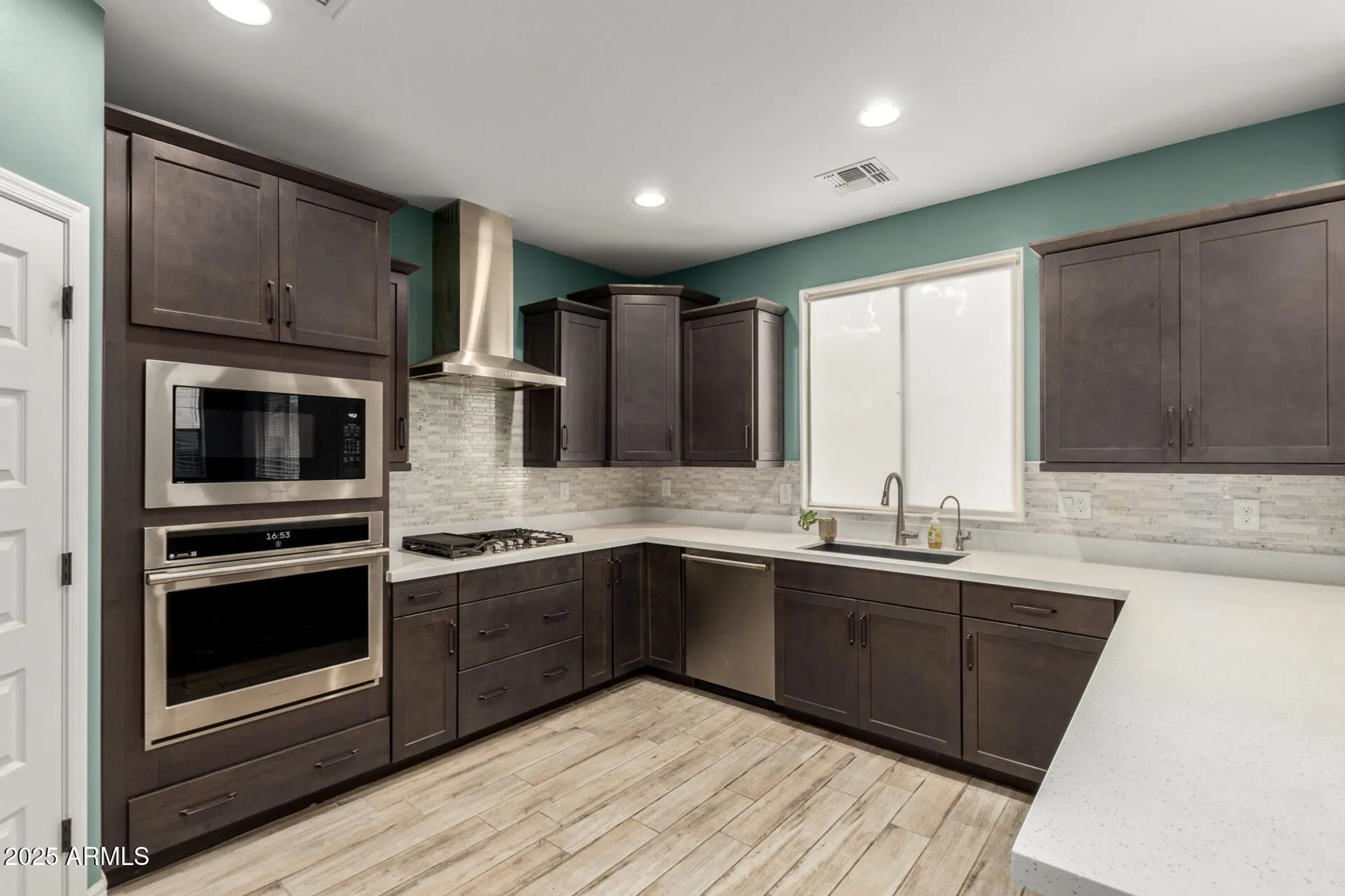 Property Slideshow image 12 of 32 | 28266 n 132nd ln, Peoria, AZ, 85383