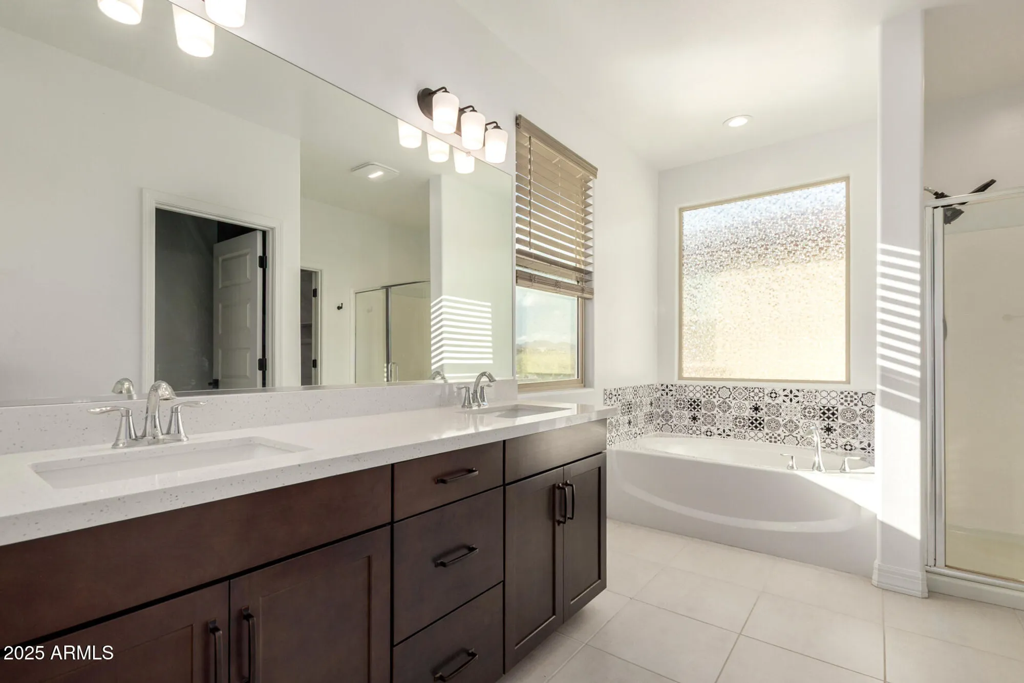 Property Slideshow image 16 of 32 | 28266 n 132nd ln, Peoria, AZ, 85383