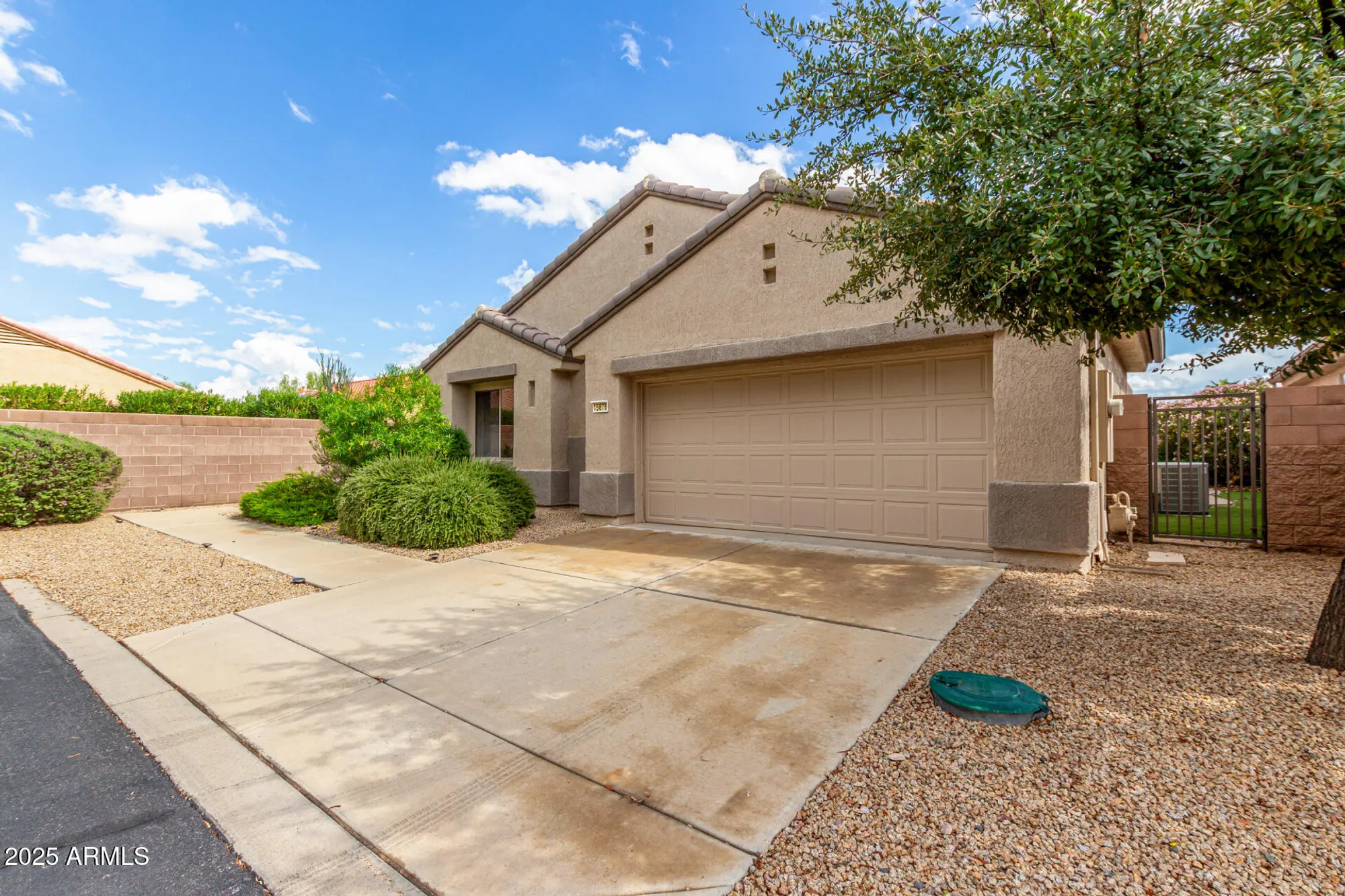Property Slideshow image 1 of 34 | 15878 w remington dr, Surprise, AZ, 85374