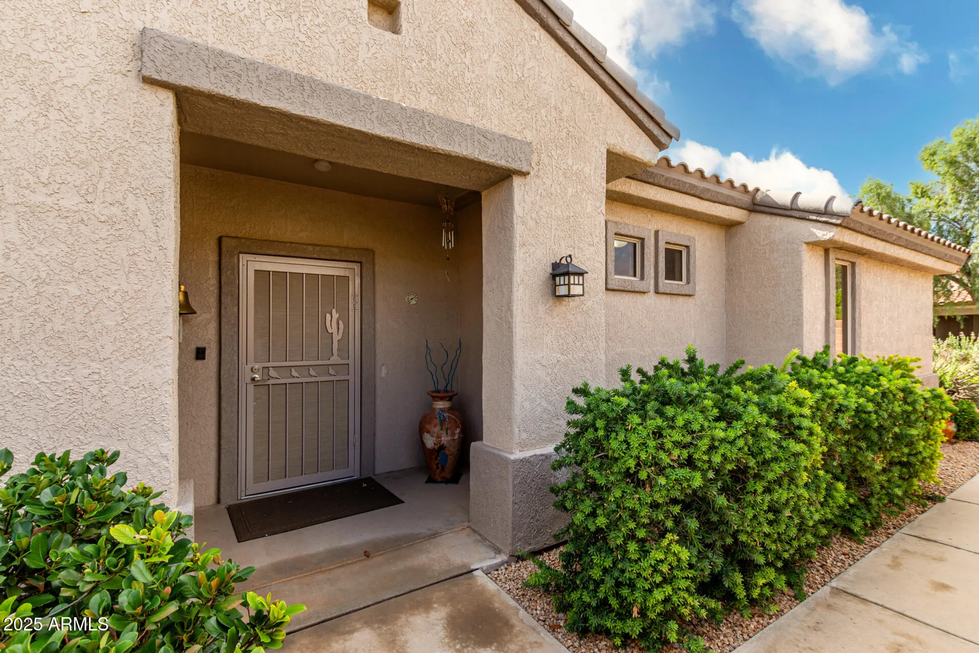 Property Slideshow image 9 of 34 | 15878 w remington dr, Surprise, AZ, 85374