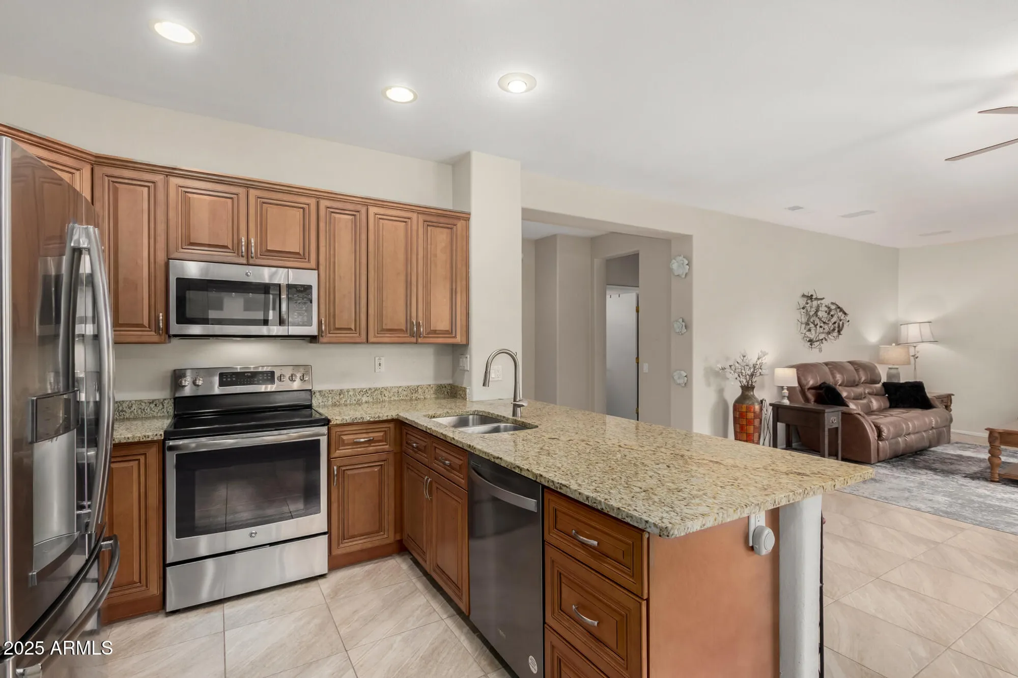 Property Slideshow image 4 of 34 | 15878 w remington dr, Surprise, AZ, 85374