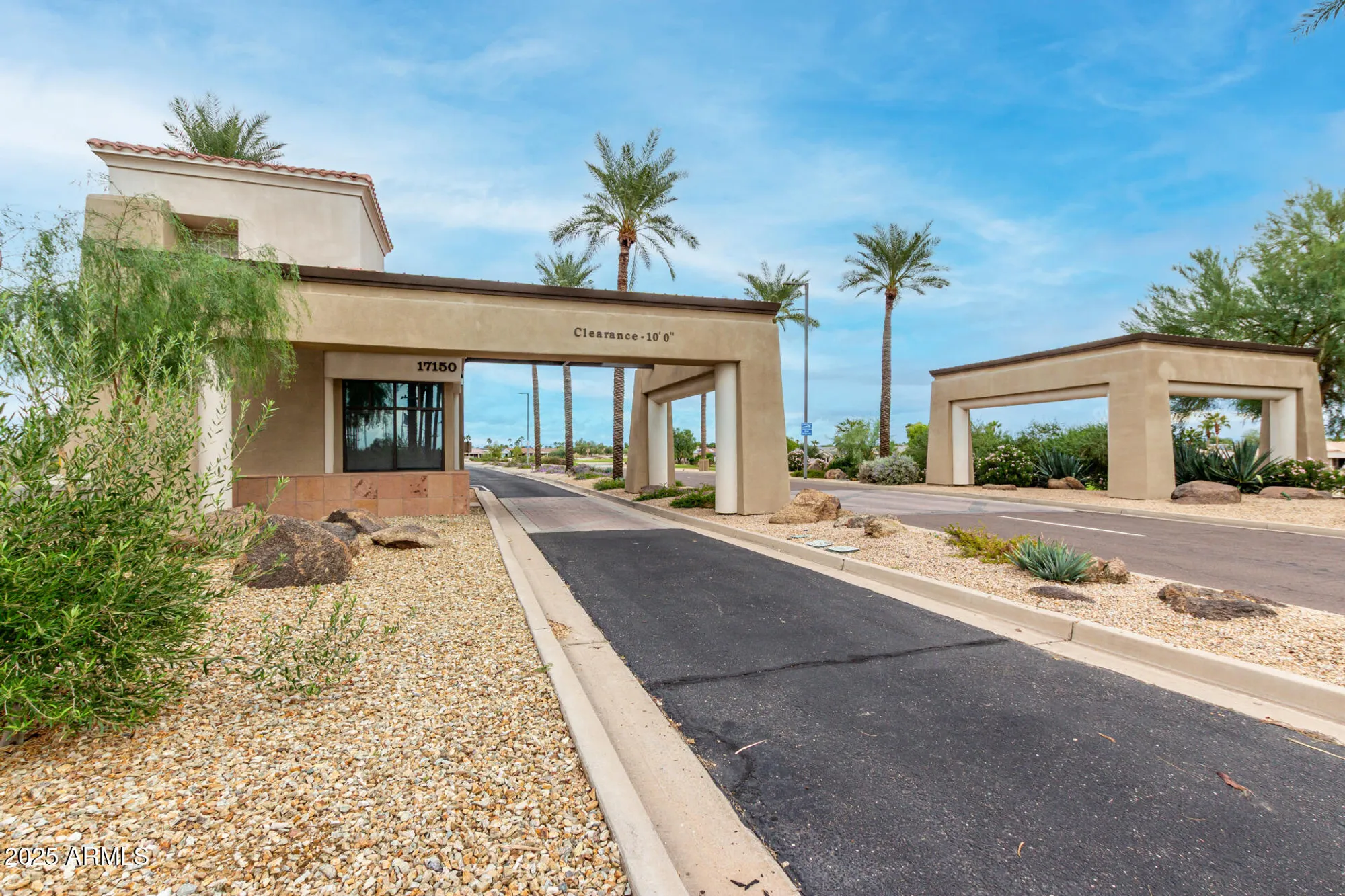 Property Slideshow image 20 of 34 | 15878 w remington dr, Surprise, AZ, 85374