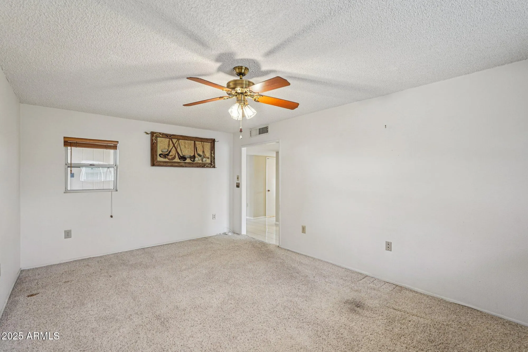 Property Slideshow image 31 of 69 | 10215 w white mountain rd, Sun City, AZ, 85351