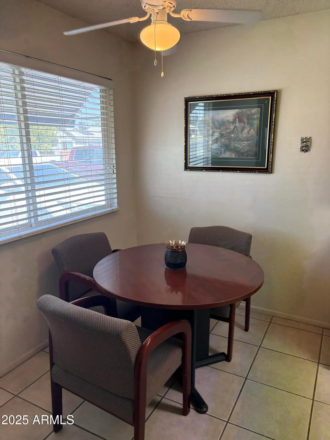 Property Slideshow image 4 of 14 | 10127 n 95th dr a, Peoria, AZ, 85345