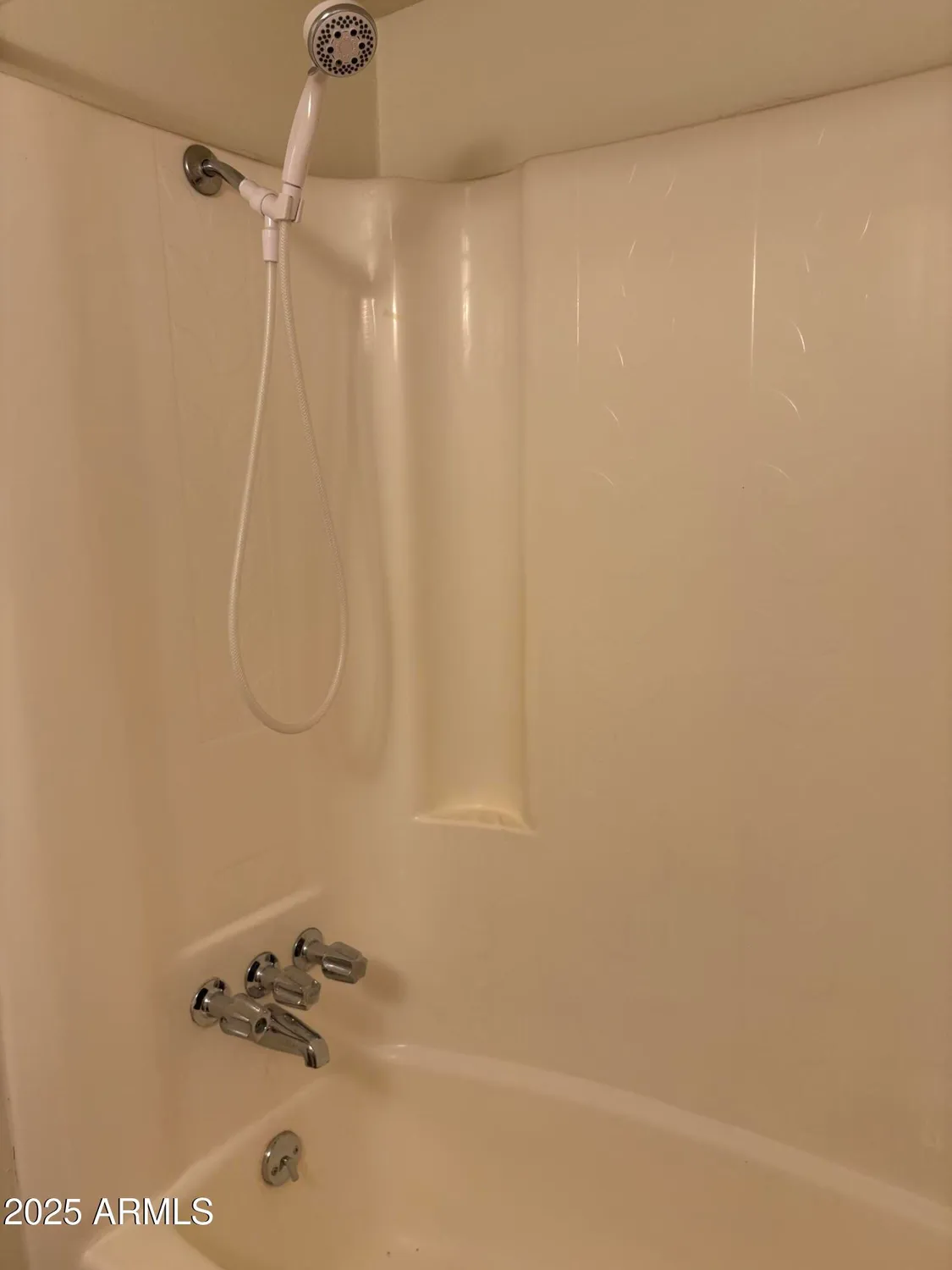 Property Slideshow image 10 of 14 | 10127 n 95th dr a, Peoria, AZ, 85345