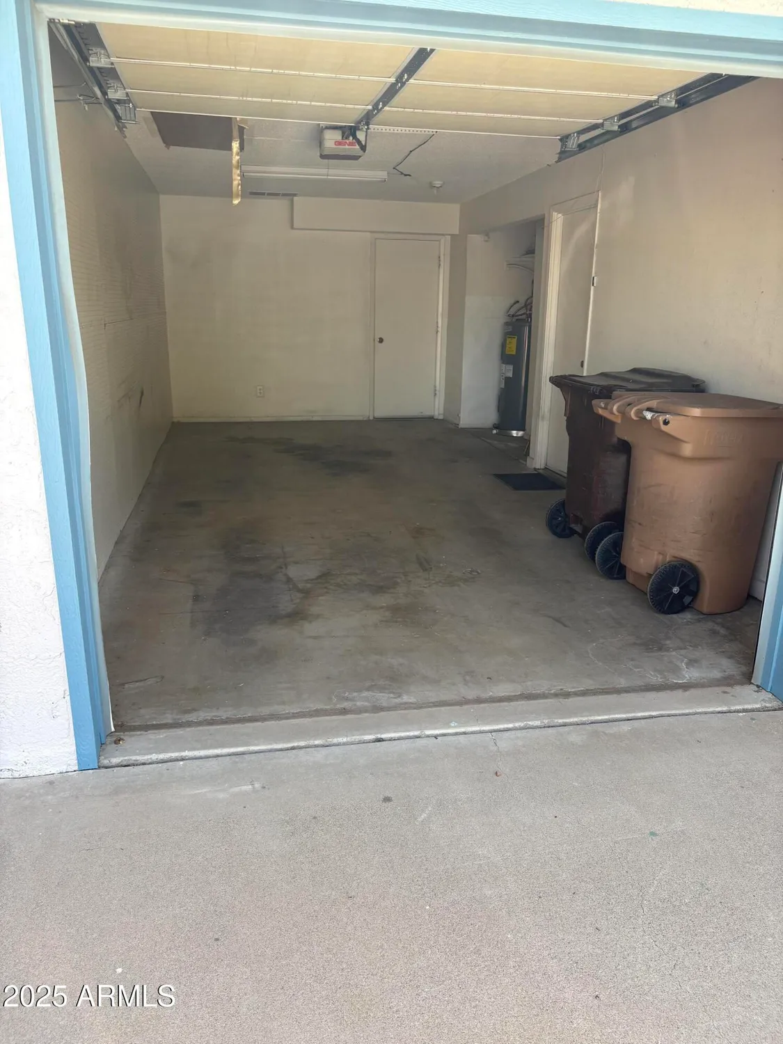 Property Slideshow image 13 of 14 | 10127 n 95th dr a, Peoria, AZ, 85345