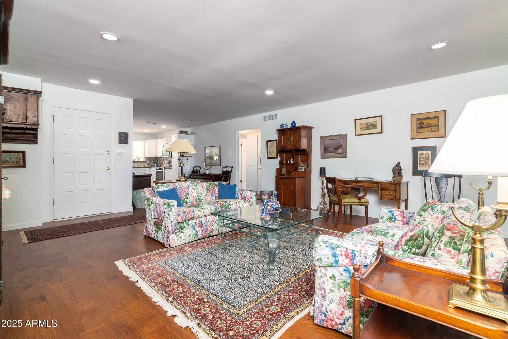 Property Slideshow image 20 of 41 | 7714 e rancho vista dr, Scottsdale, AZ, 85251