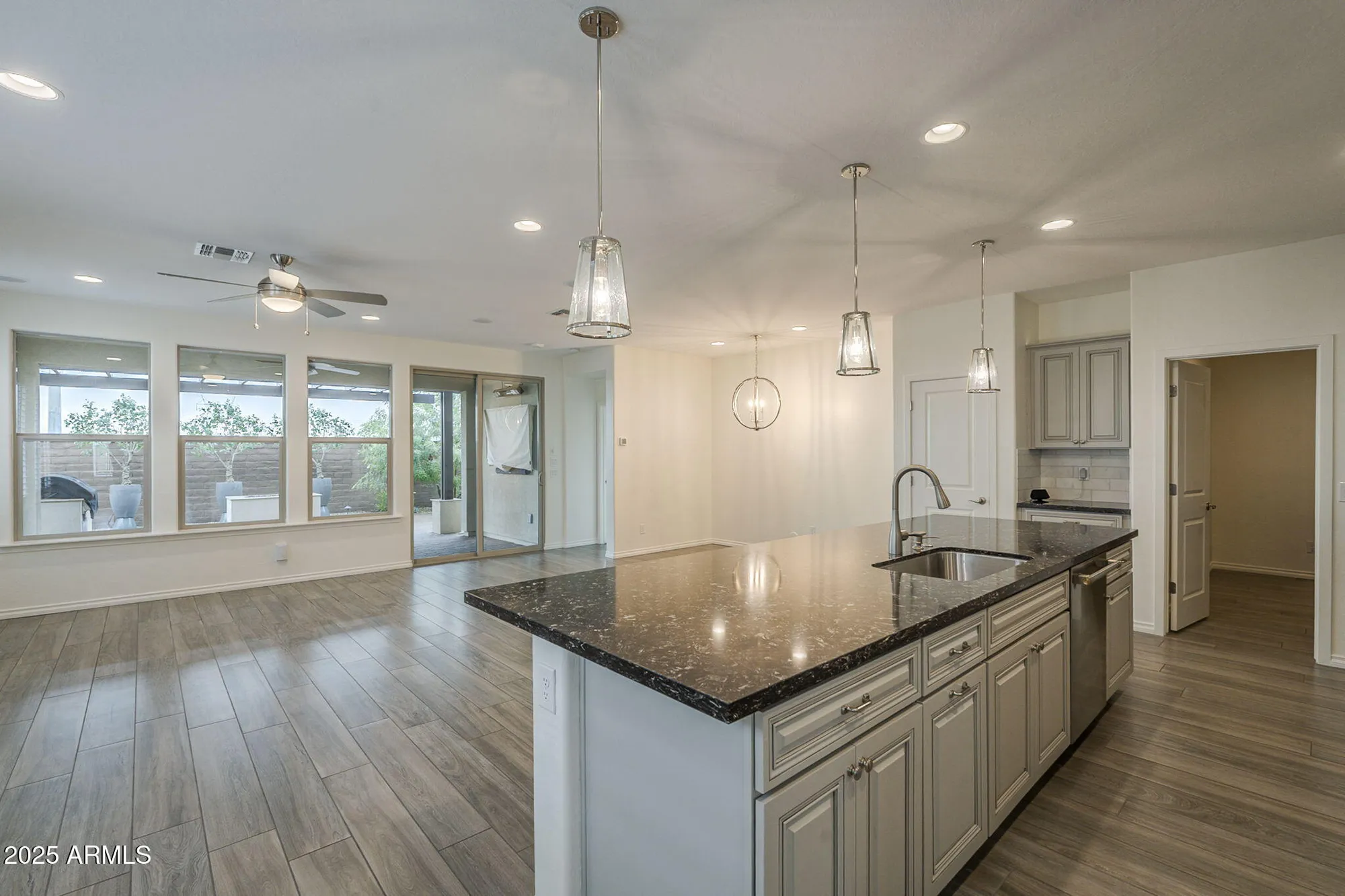 Property Slideshow image 8 of 35 | 291 e las puertas ln, Queen Creek, AZ, 85140