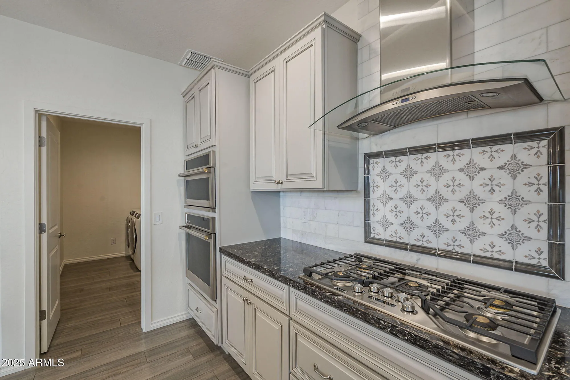 Property Slideshow image 13 of 35 | 291 e las puertas ln, Queen Creek, AZ, 85140