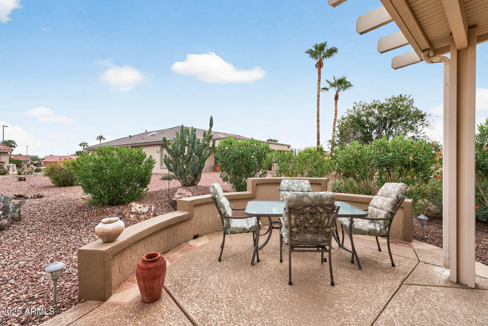 Property Slideshow image 32 of 44 | 19519 n papago dr, Surprise, AZ, 85374