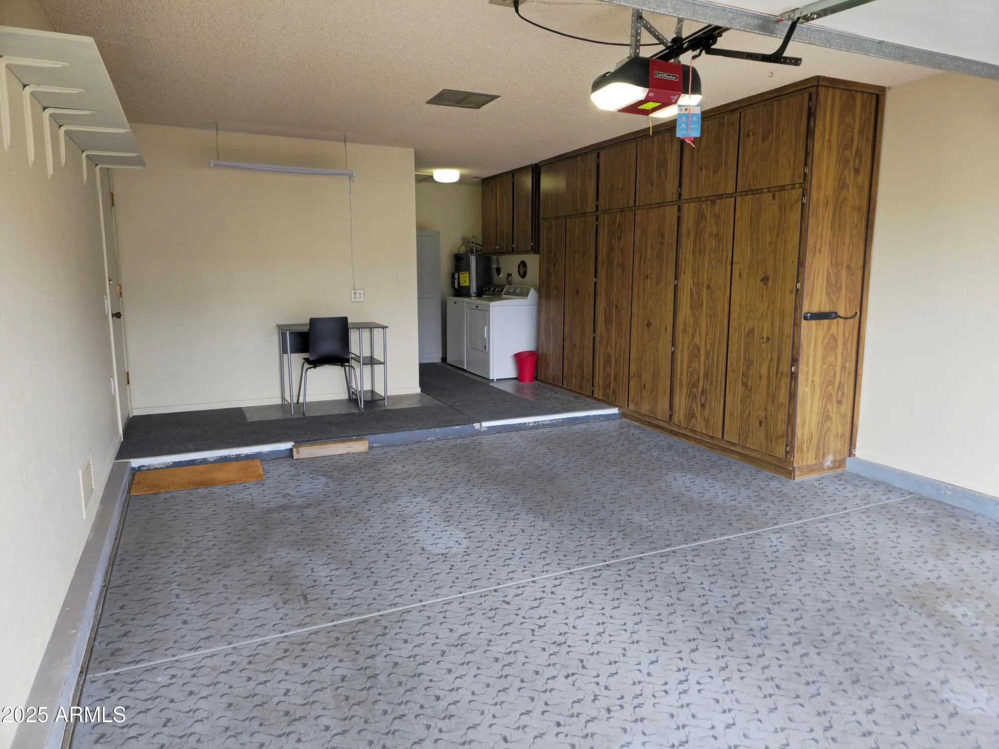 Property Slideshow image 8 of 42 | 13338 w desert glen dr, Sun City West, AZ, 85375