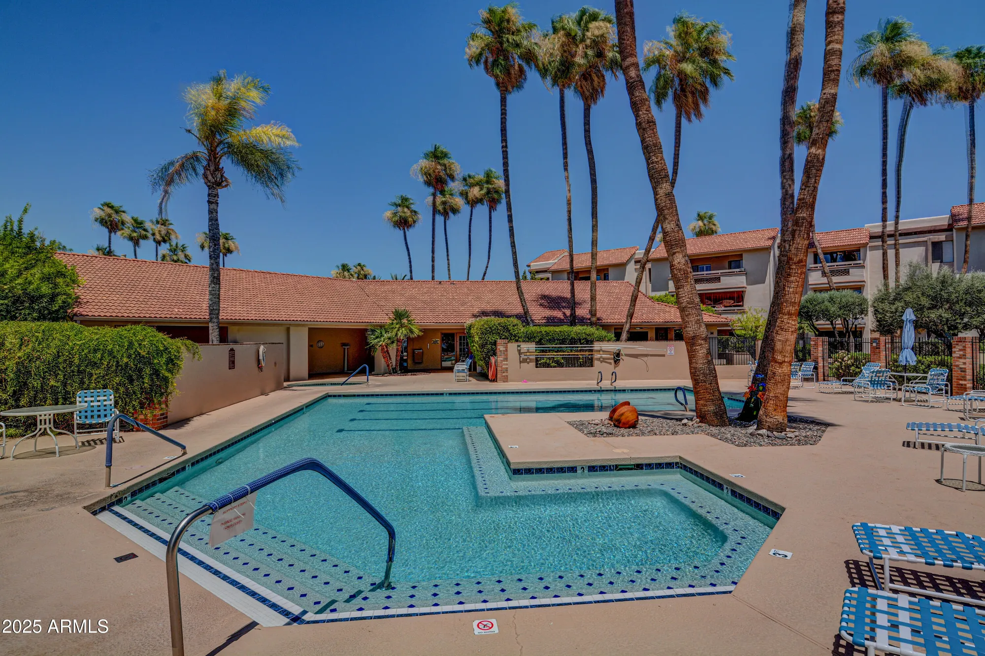 Property Slideshow image 10 of 13 | 17404 n 99th ave unit 306, Sun City, AZ, 85373