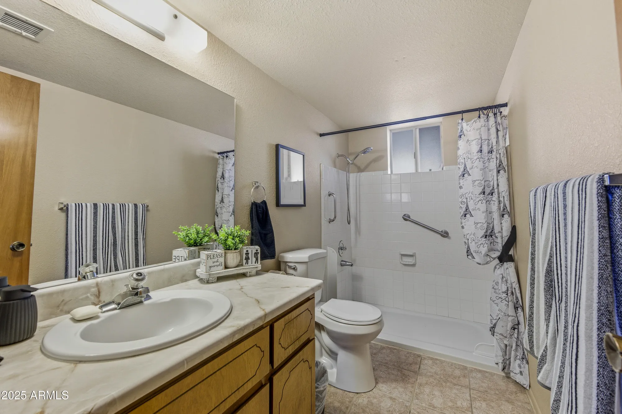 Property Slideshow image 18 of 41 | 1694 w 13th ave, Apache Junction, AZ, 85120
