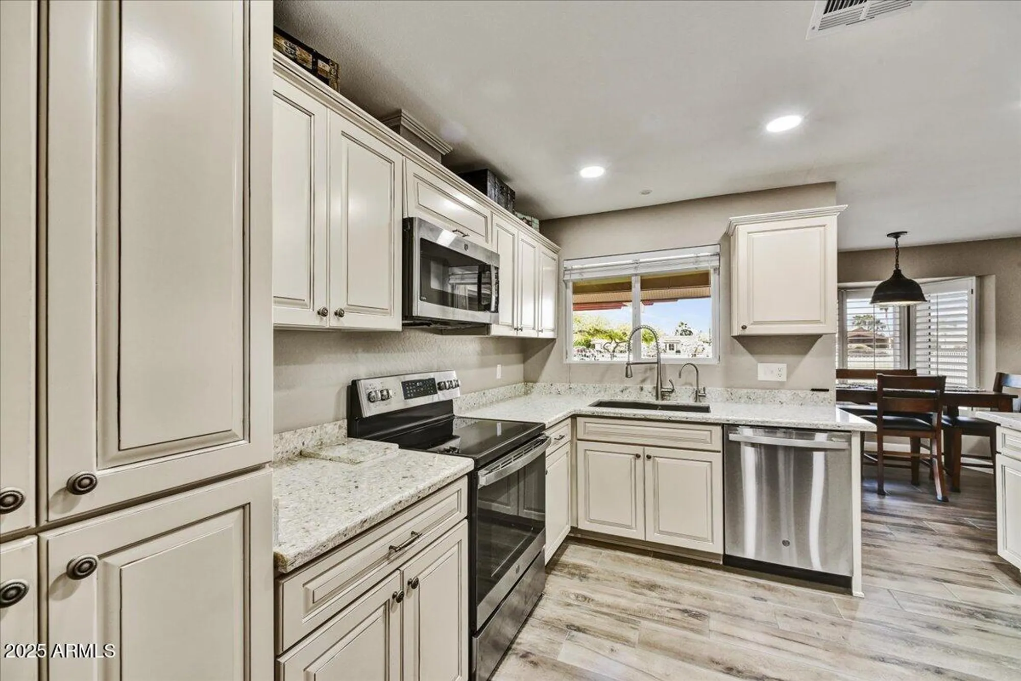 Property Slideshow image 14 of 25 | 13231 w stardust blvd, Sun City West, AZ, 85375