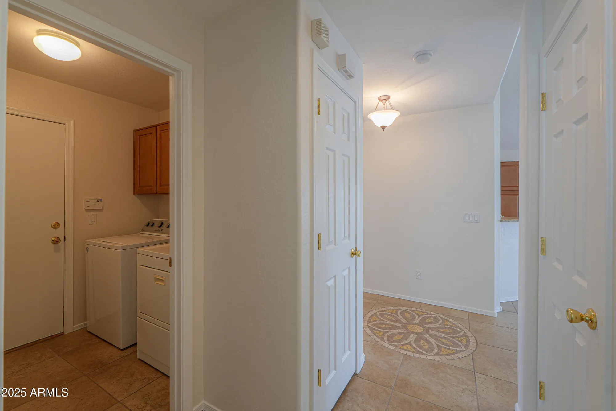 Property Slideshow image 14 of 50 | 188 n nueva ln, Casa Grande, AZ, 85194