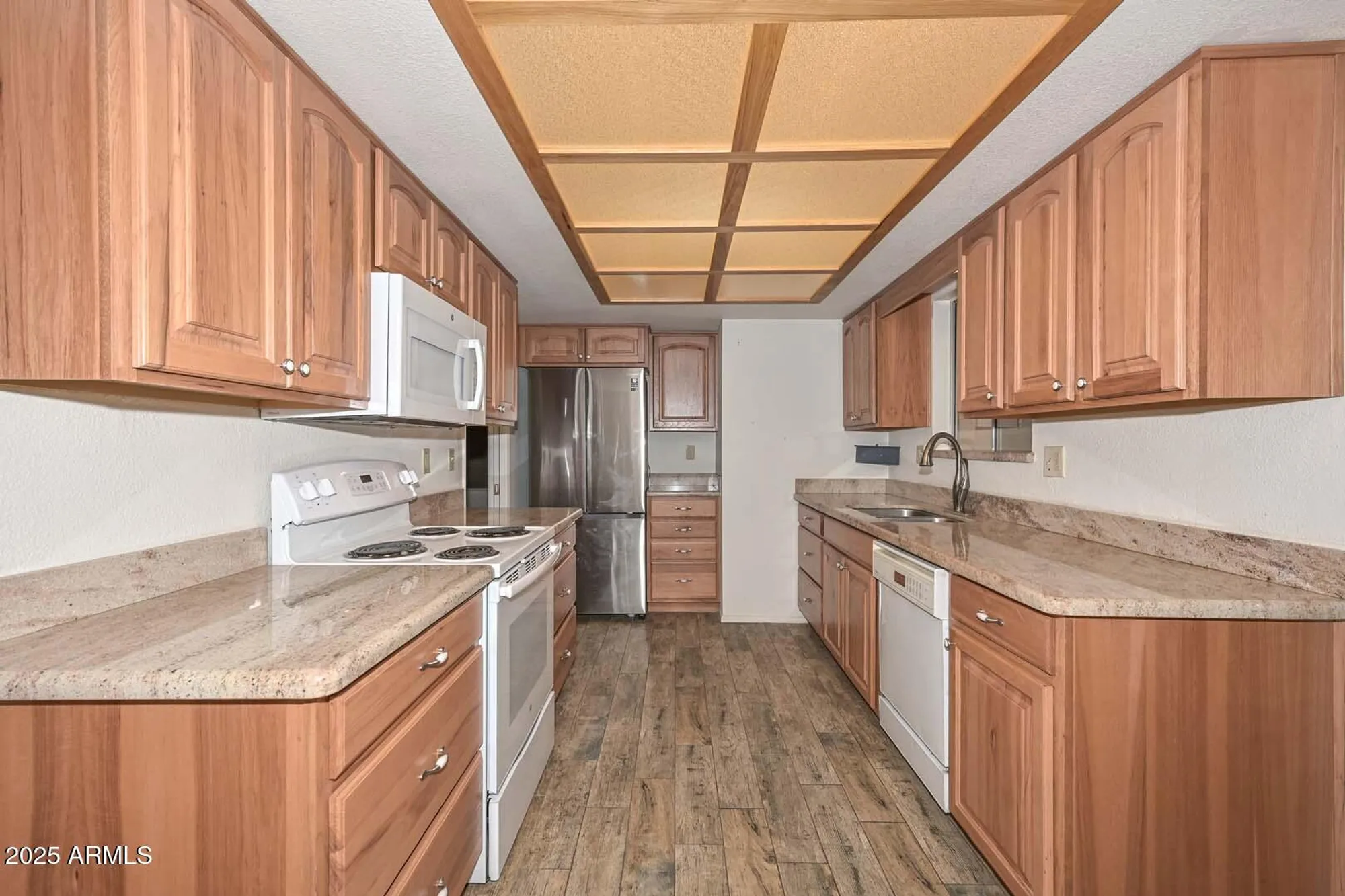 Property Slideshow image 17 of 41 | 9434 w raintree dr, Sun City, AZ, 85351