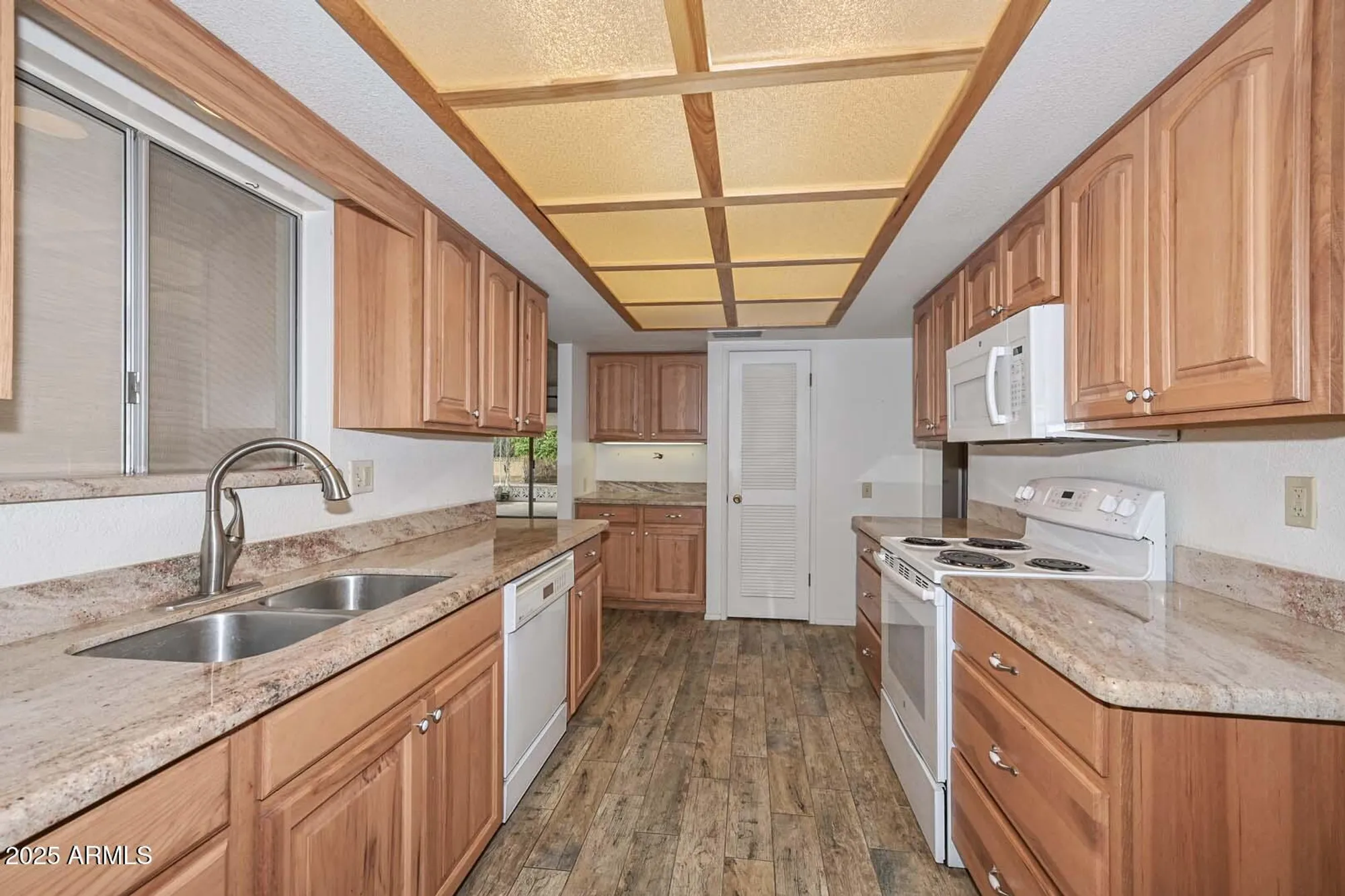 Property Slideshow image 16 of 41 | 9434 w raintree dr, Sun City, AZ, 85351