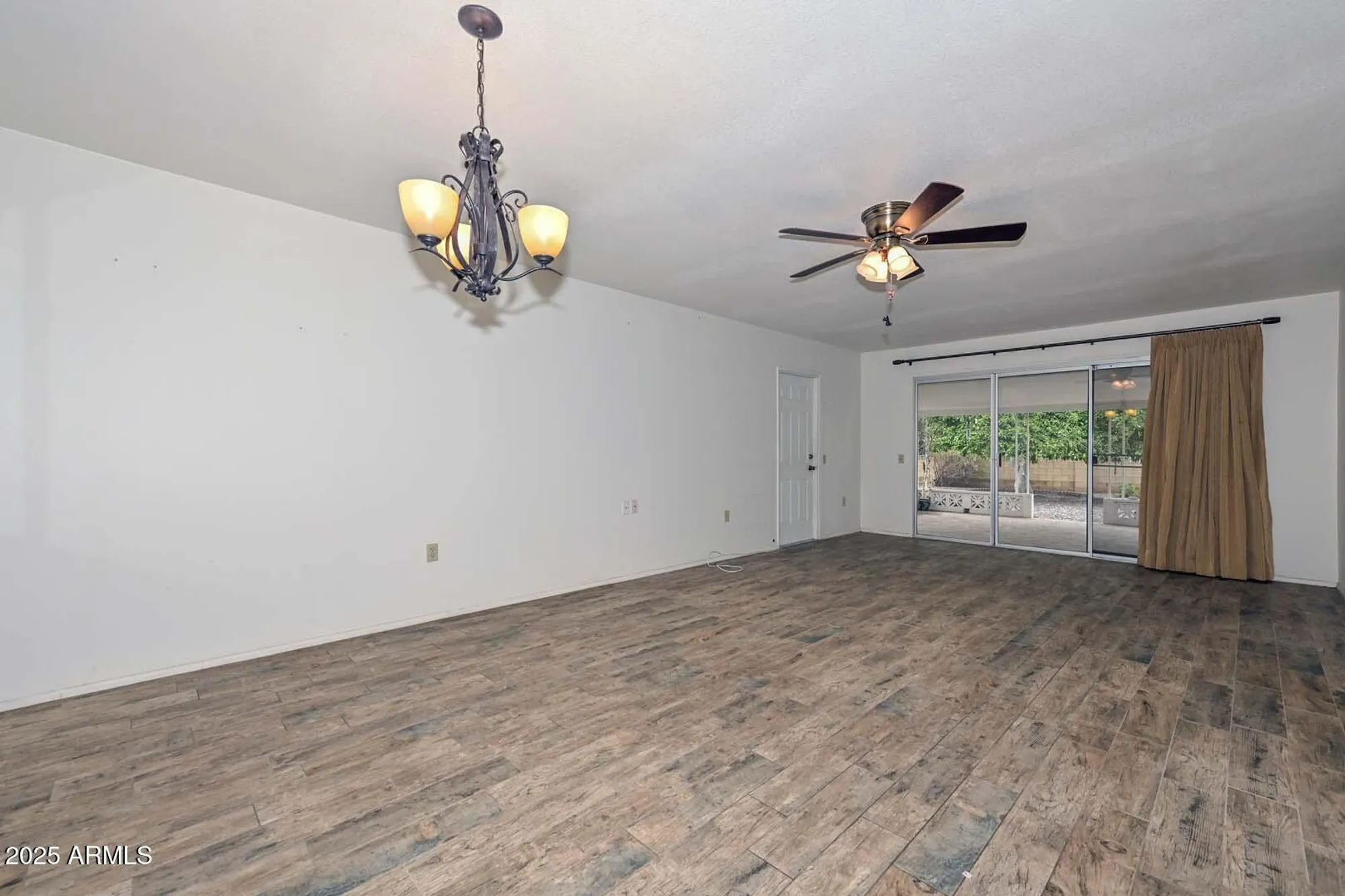 Property Slideshow image 13 of 41 | 9434 w raintree dr, Sun City, AZ, 85351