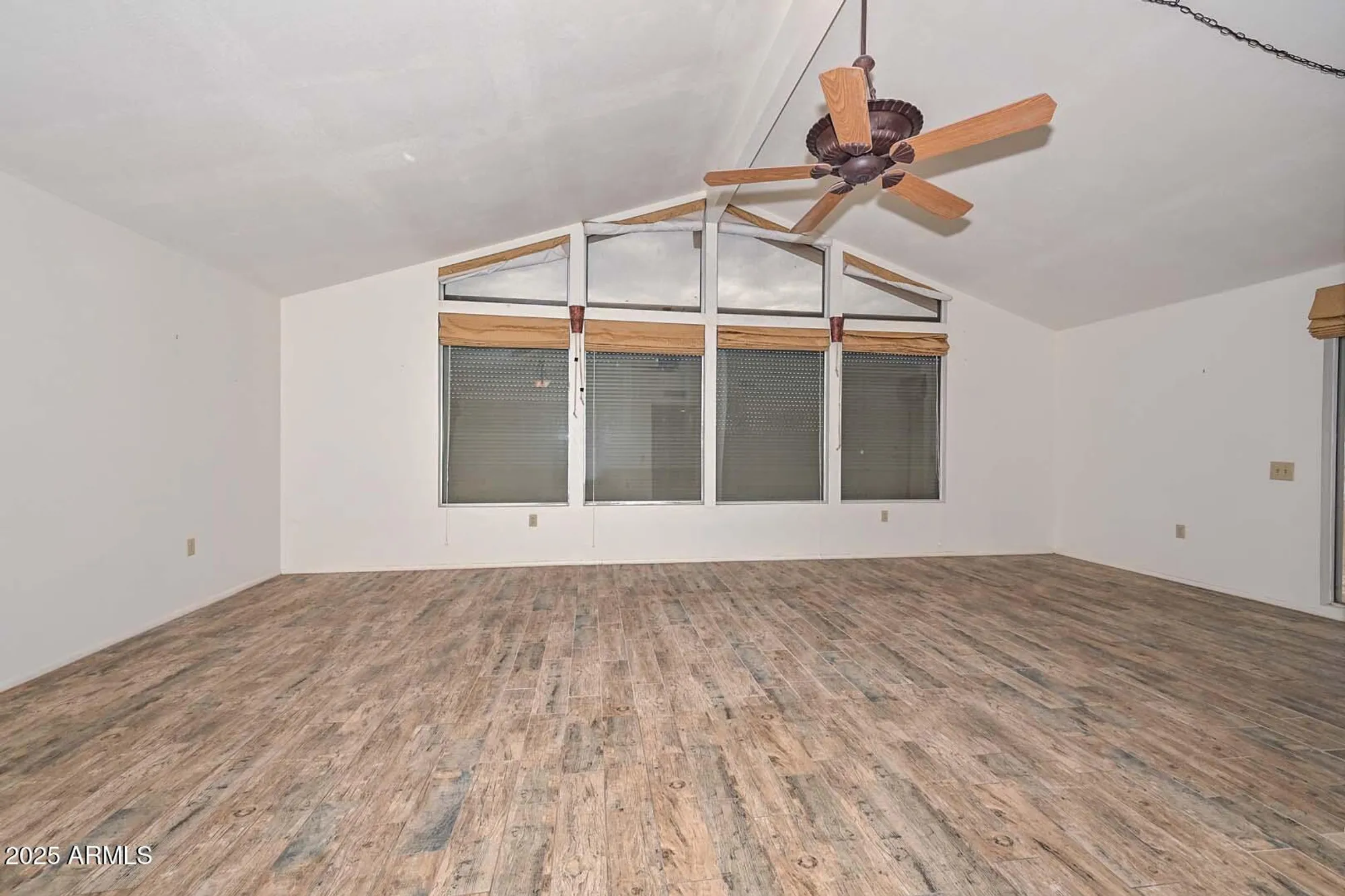 Property Slideshow image 11 of 41 | 9434 w raintree dr, Sun City, AZ, 85351