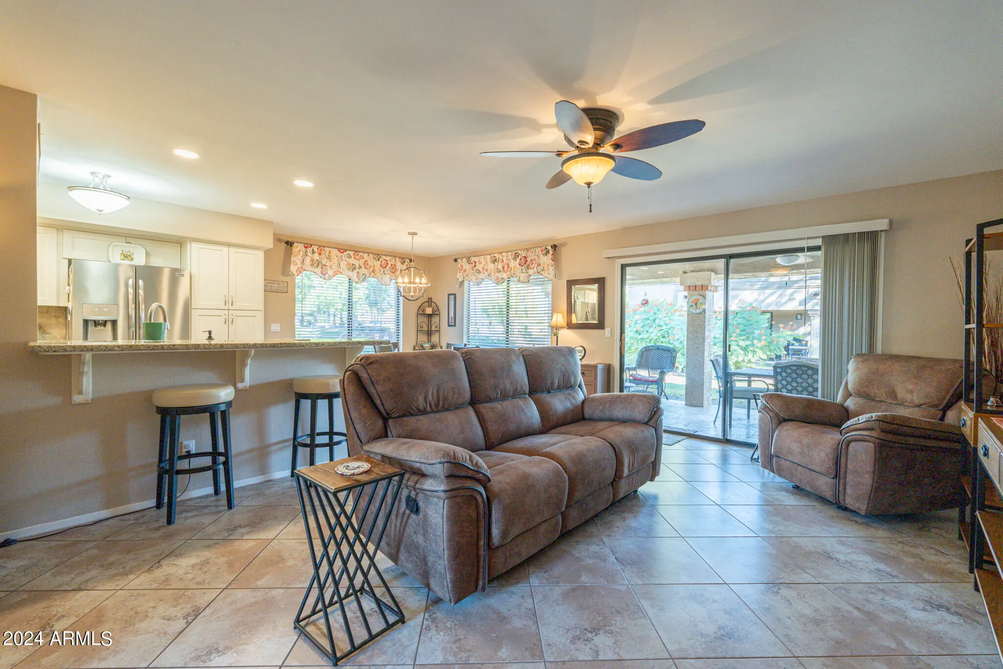 Property Slideshow image 10 of 58 | 9708 w rimrock dr, Peoria, AZ, 85382