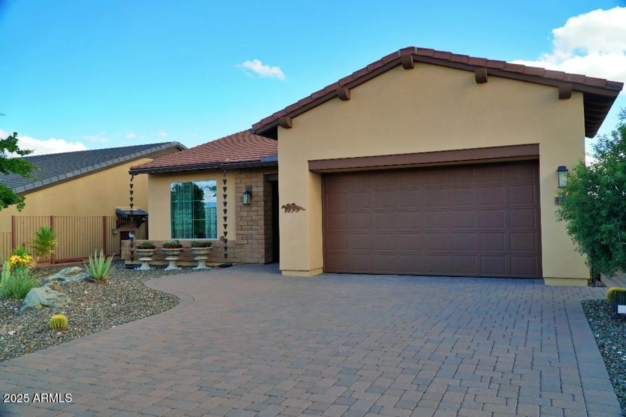 Property Slideshow image 2 of 43 | 3355 rising sun rdg, Wickenburg, AZ, 85390