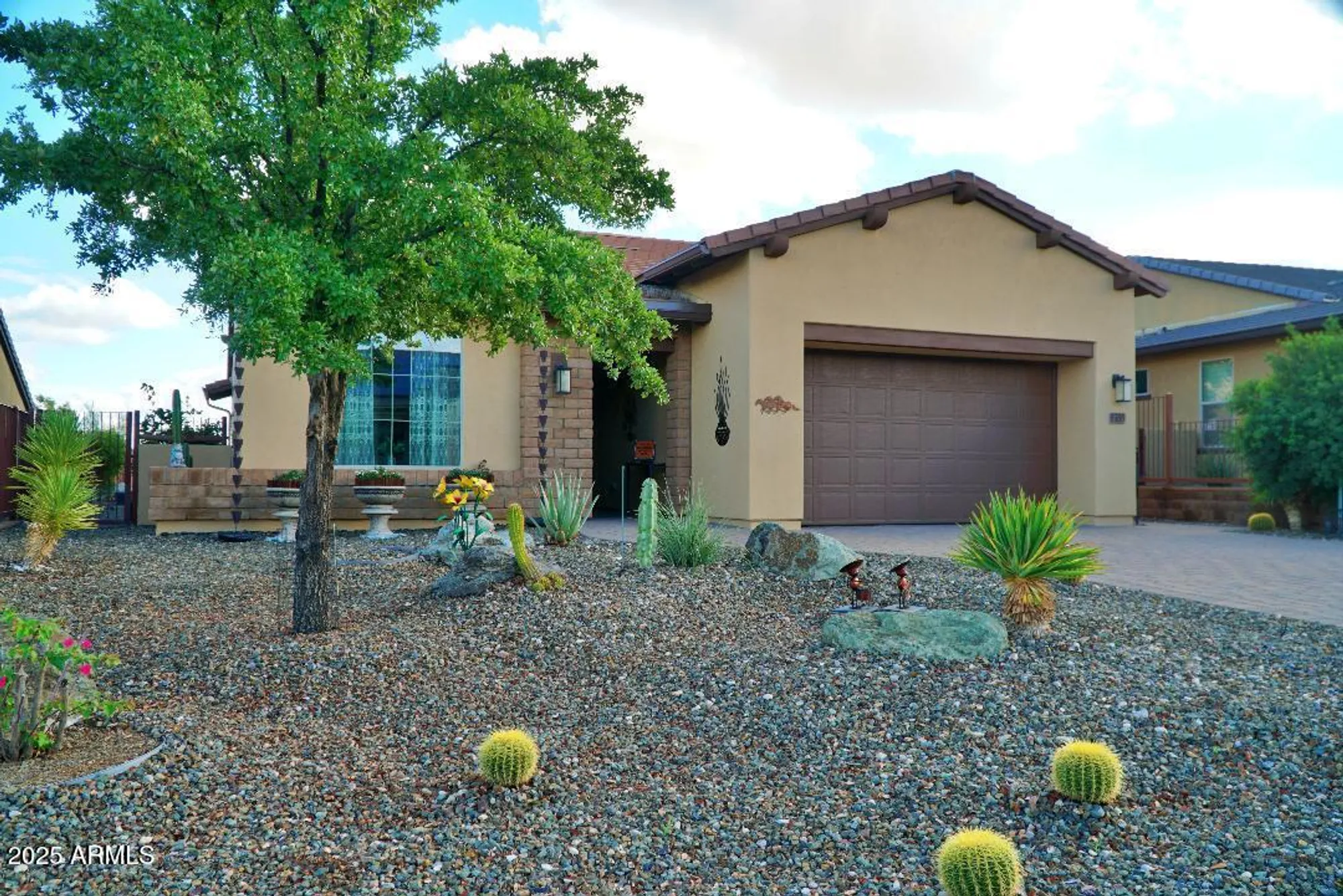 Property Slideshow image 4 of 43 | 3355 rising sun rdg, Wickenburg, AZ, 85390